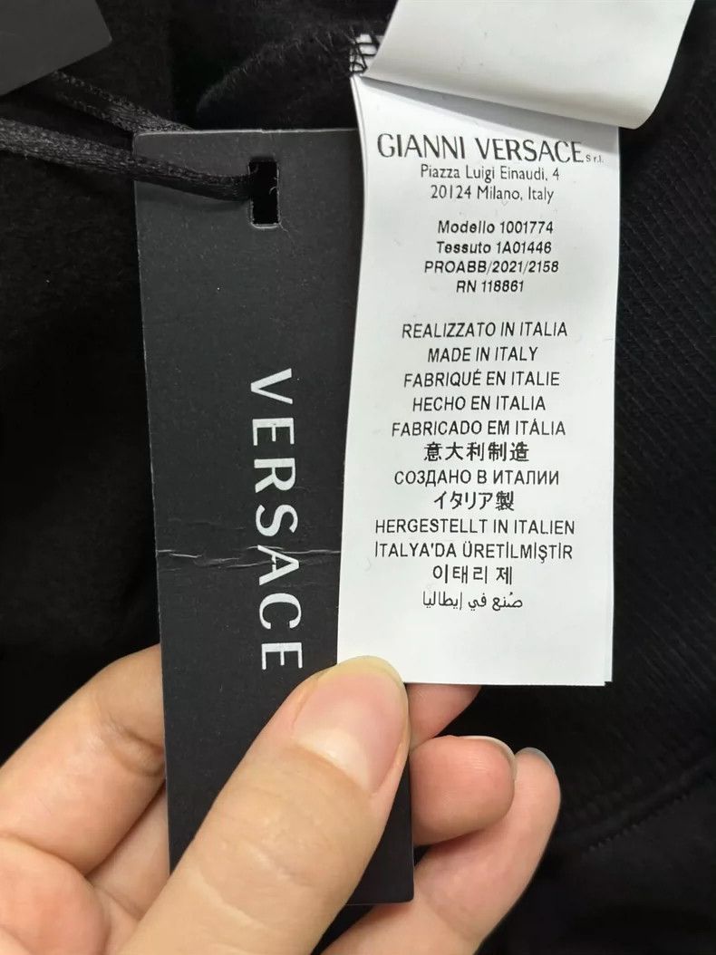 Other Versace Men's casual crew neck sweatshirt with long sleeve Size US S / EU 44-46 / 1 - 8 Thumbnail