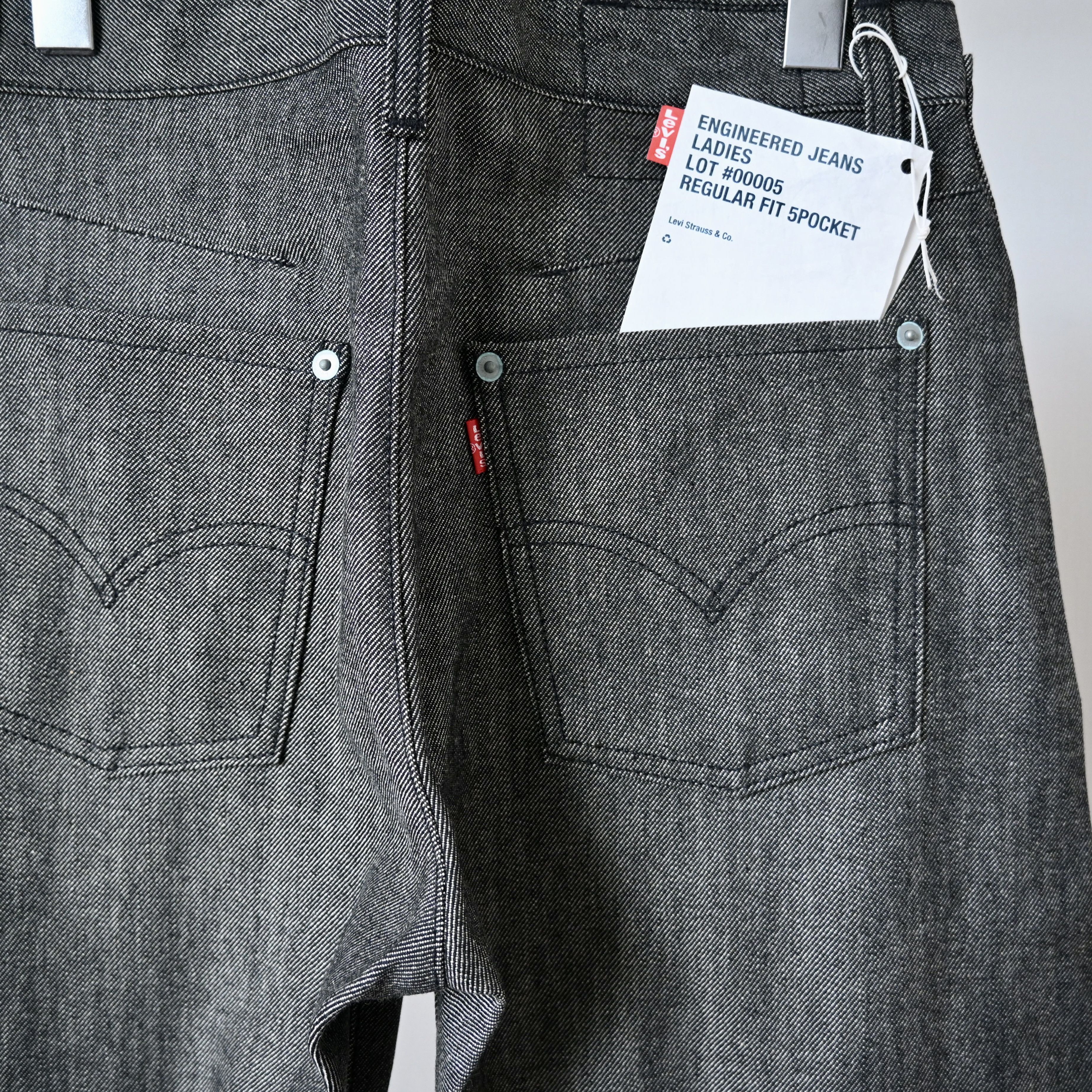 Levi's DEADSTOCK 2000s Levi's ENGINEERED JEANS "REGULAR FIT", black Size 31" - 1 Thumbnail