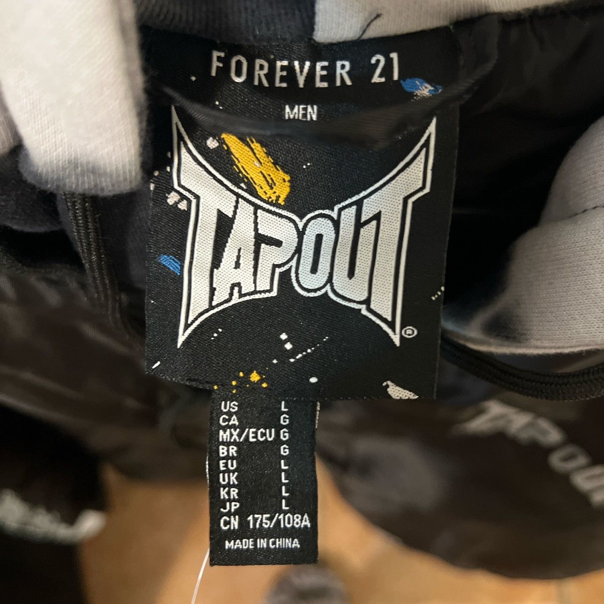 Tapout Forever21 x TAPOUT hooded bomber Size US L / EU 52-54 / 3 - 3 Thumbnail