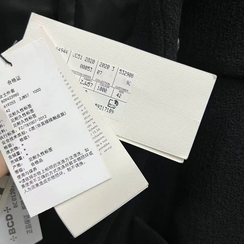 Gucci Gucci Black coat 2501-Nextarrow Size US S / EU 44-46 / 1 - 3 Thumbnail