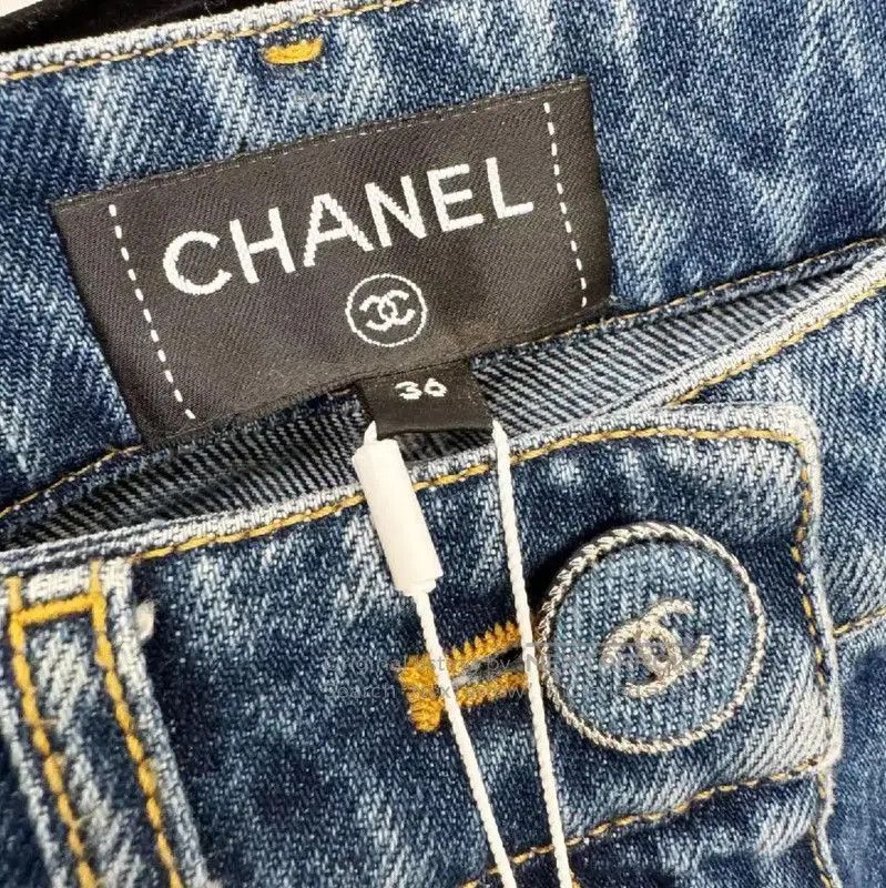 Chanel Chanel Blue Denim Jeans for Women . Size 23" - 3 Thumbnail