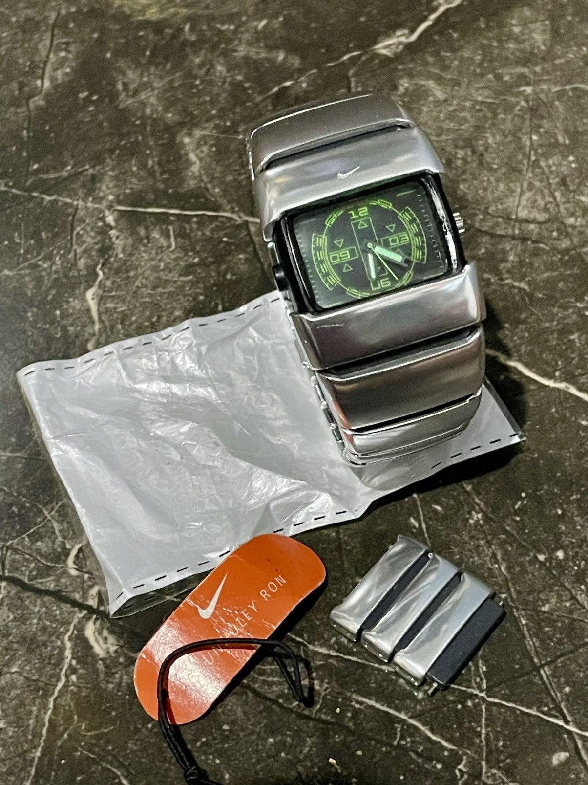 Nike NIKE D Line WC0008-001 BIG AL green display wrist watch Size ONE SIZE - 5 Thumbnail