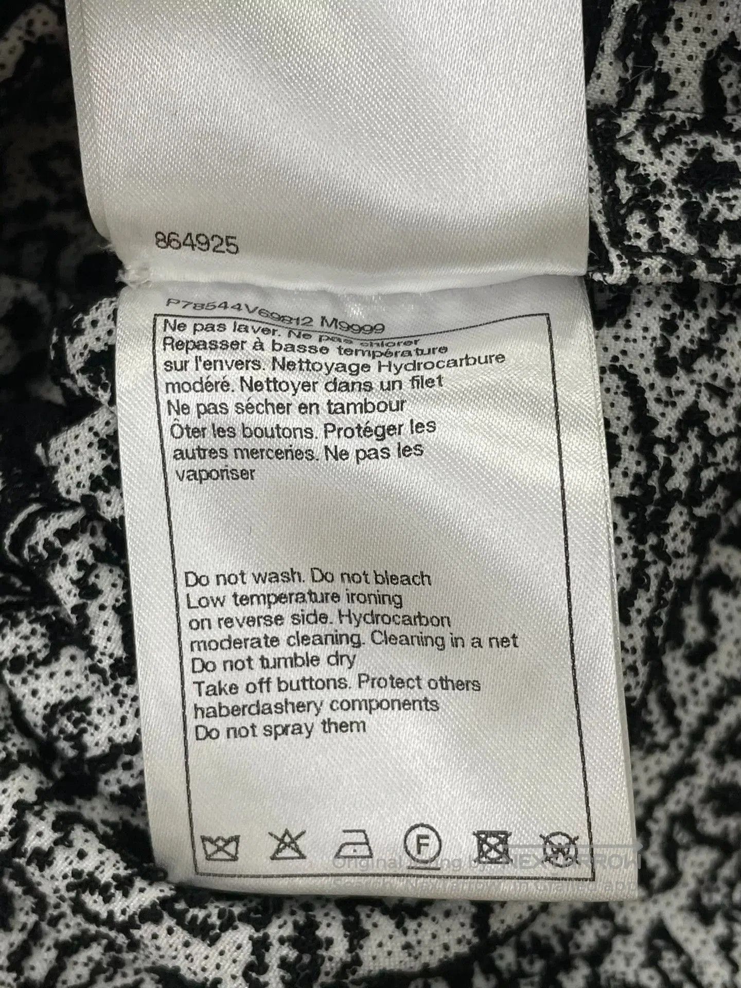 Chanel Chanel 25M Black Logo Print Dress. Size US 34 / EU 50 - 6 Thumbnail