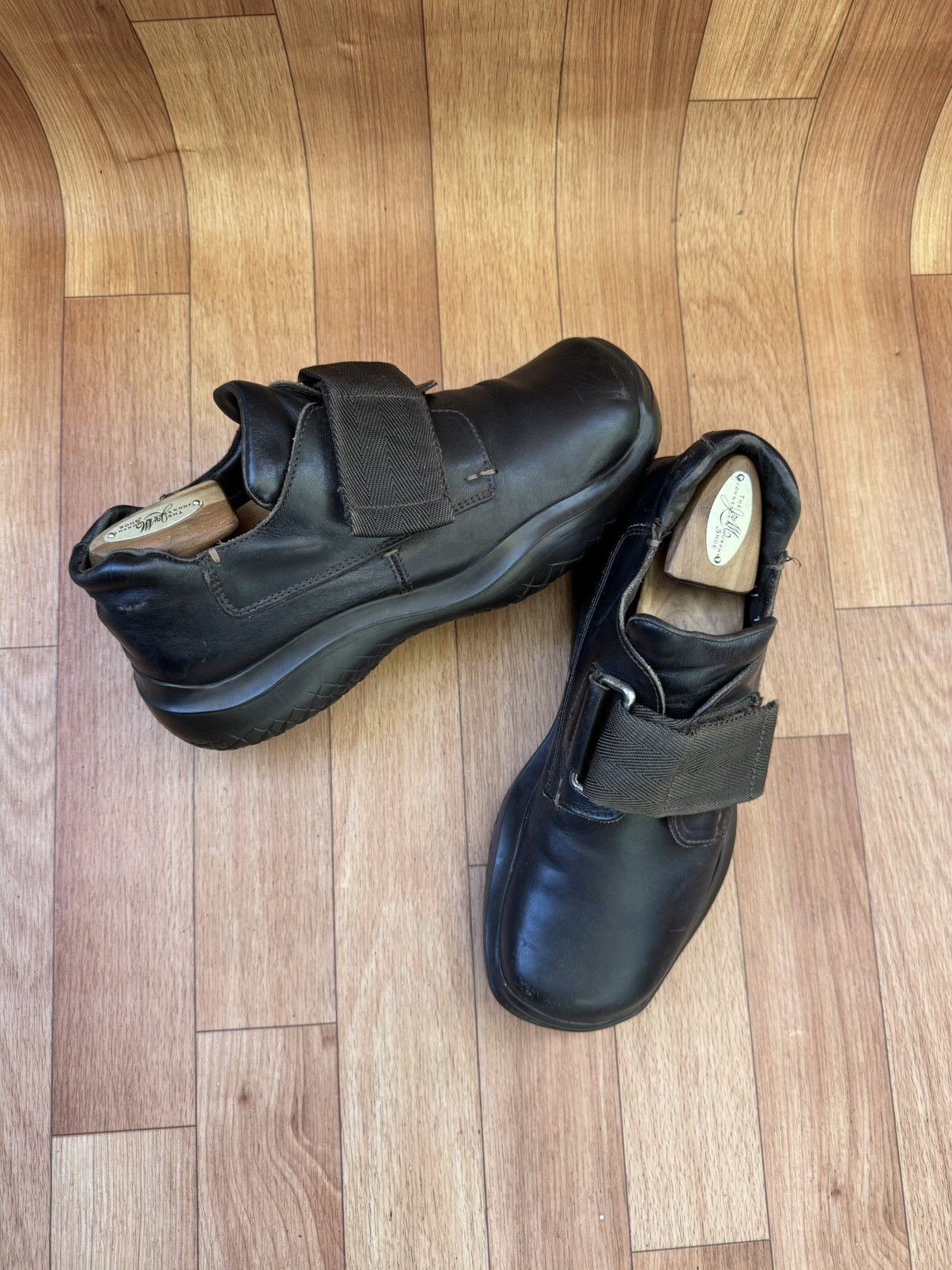 Prada 🔥AW99 Velcro Brixxen low Sneakers Size US 7 / EU 40 - 5 Thumbnail