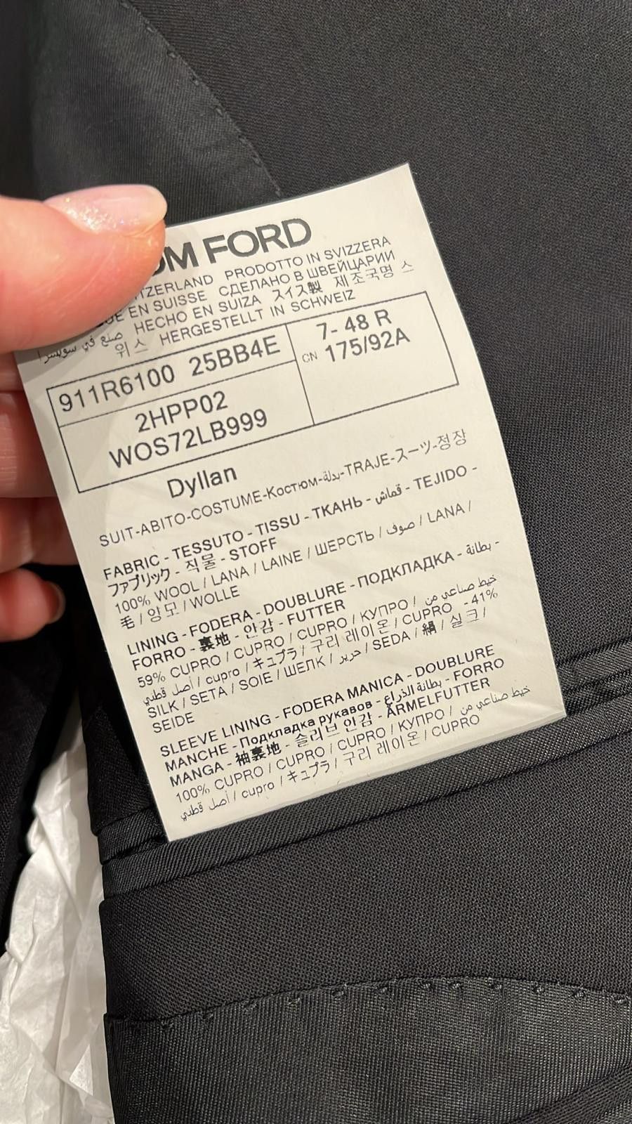 Tom Ford o1loc1c0126 2HPP02 Suit in Black Size US M / EU 48-50 / 2 - 3 Thumbnail