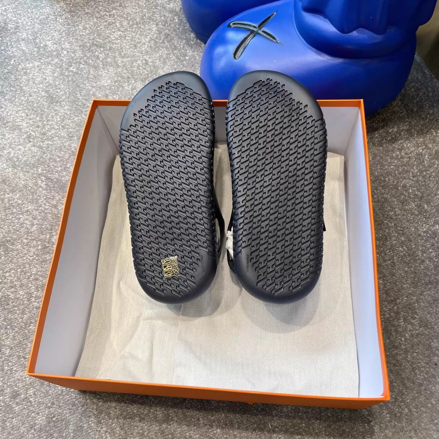 Hermes Hermes Black Leather Sandals 41 Soft Structured Comfy Size US 8 / EU 41 - 6 Thumbnail