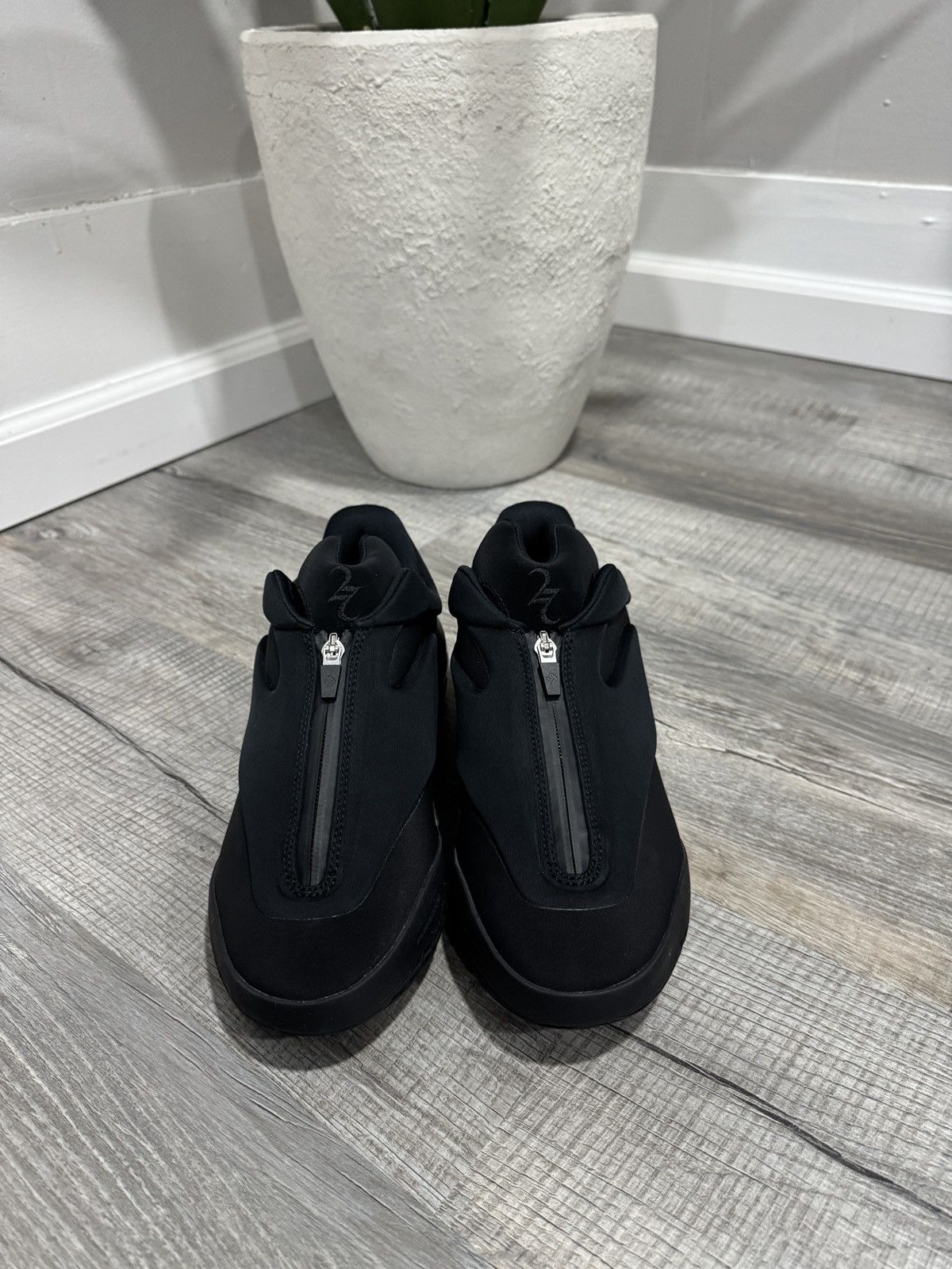 Converse Converse SHAI 001 Charm Black Size US 8.5 / EU 41-42 - 3 Thumbnail