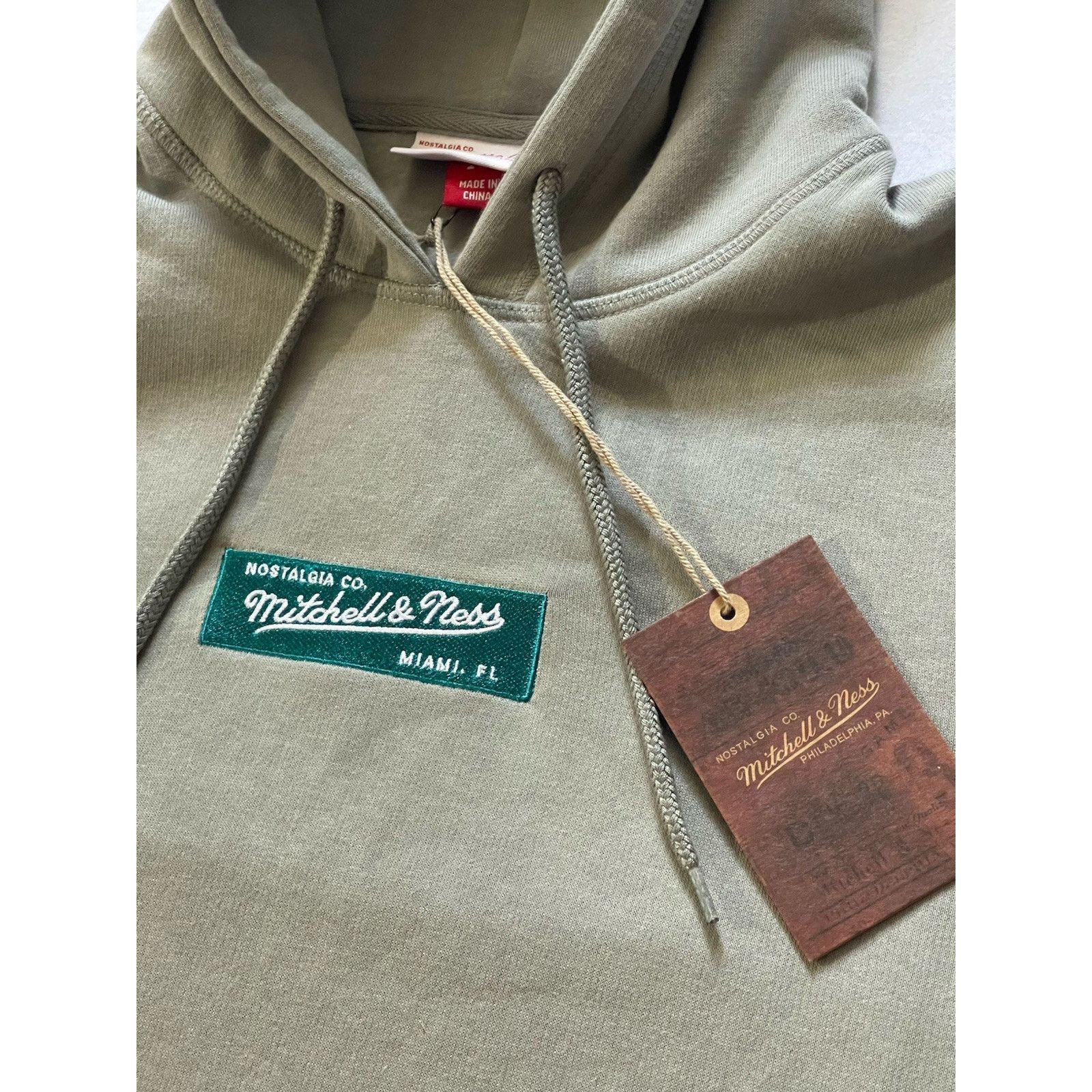 Mitchell & Ness NWT Rare Mitchell & Ness Nostalgia Co Embroidered “Miami FL” Size US M / EU 48-50 / 2 - 2 Thumbnail