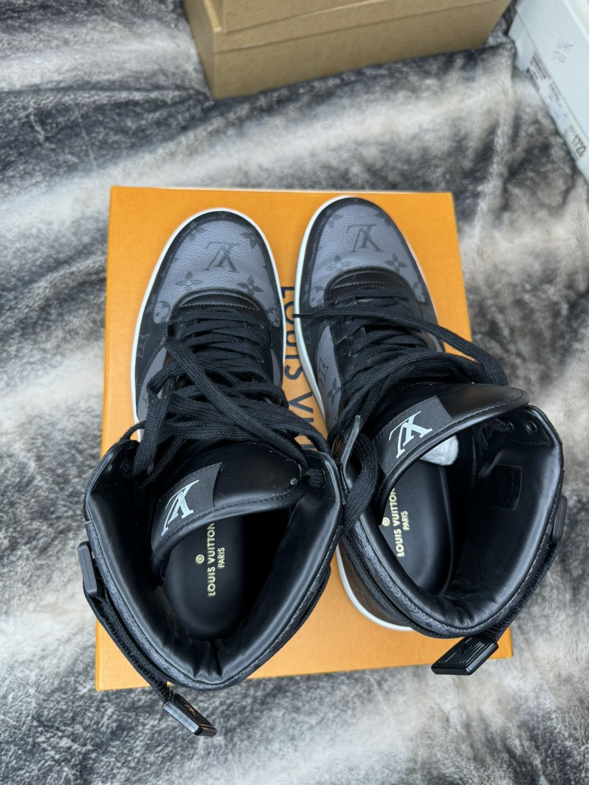 Louis Vuitton Louis Vuitton Rivoli Sneaker Boot Size US 9.5 / EU 42-43 - 6 Thumbnail