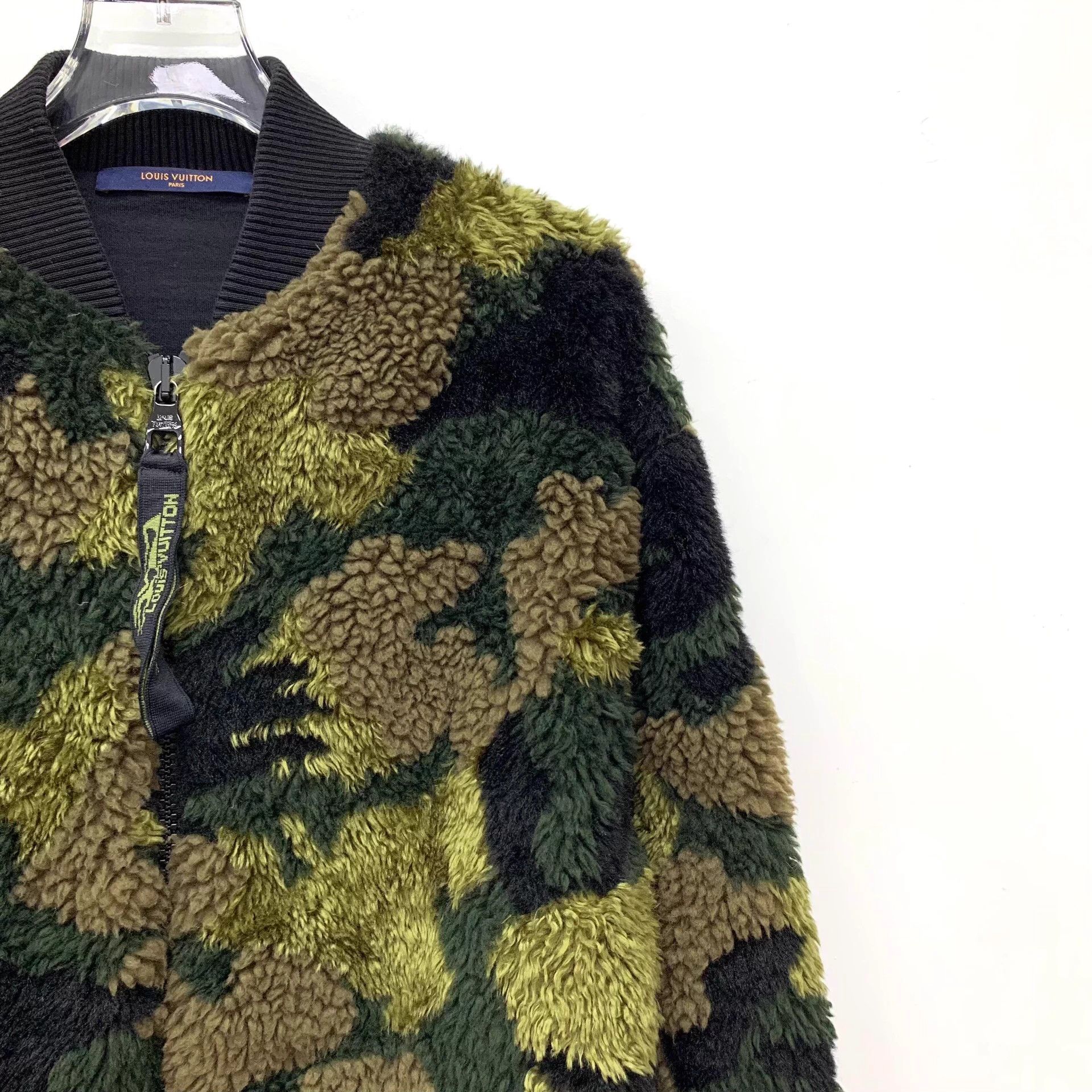 Louis Vuitton LM0143 Louis Vuitton Color Block Camouflage Sleeve Jacket Size S / US 4 / IT 40 - 3 Thumbnail