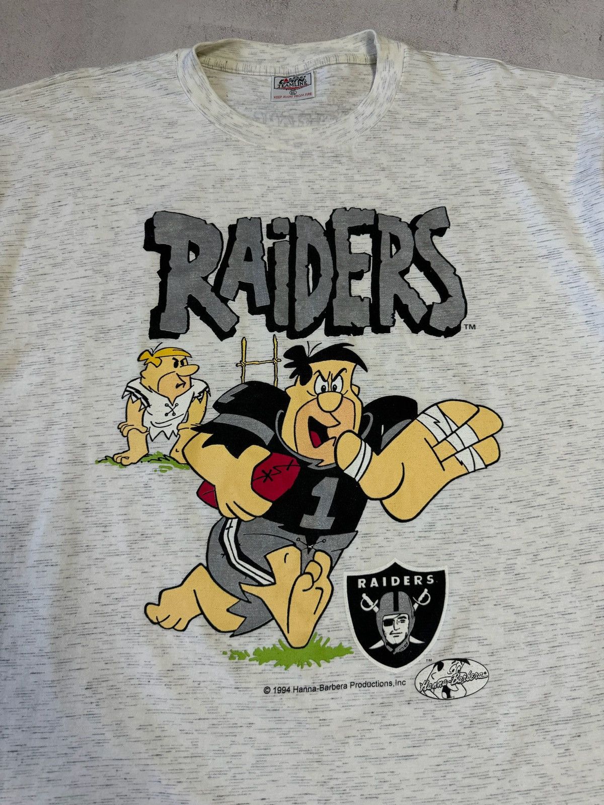 Vintage 1994 Raiders Hanna Barbera T Shirt Tee NFL The Flintstones Size US XL / EU 56 / 4 - 4 Thumbnail
