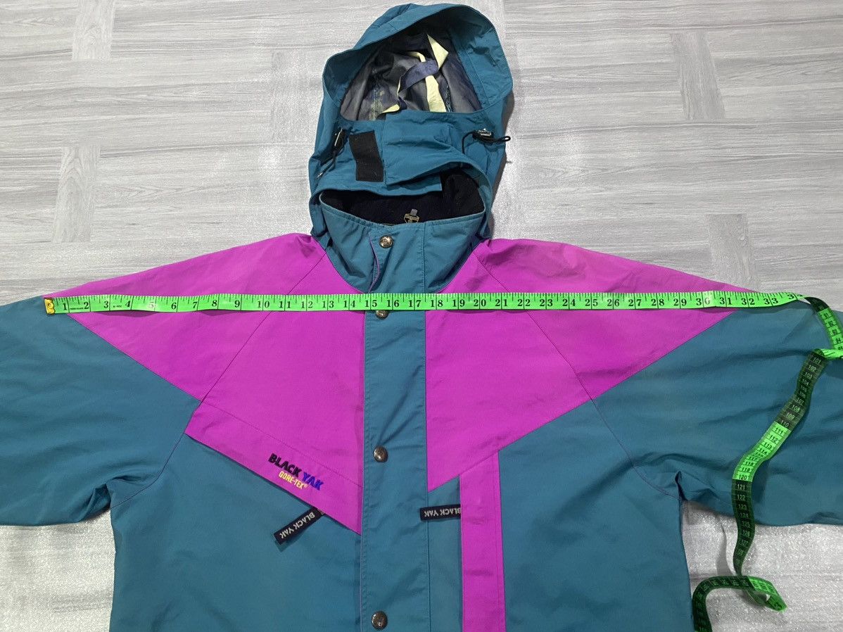 BLACKYAK Vintage BlackYak Gore-Tex Muticolour Jacket Size US XL / EU 56 / 4 - 24 Thumbnail