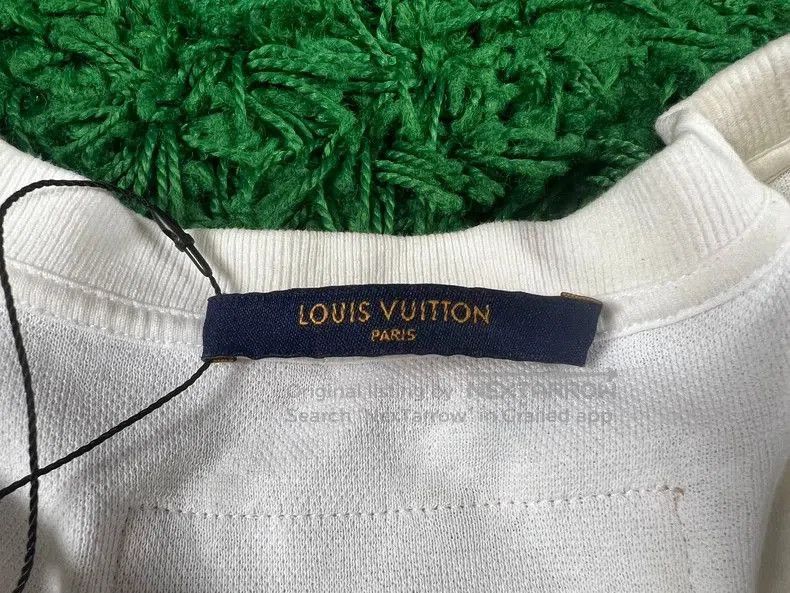 Louis Vuitton Louis Vuitton full logo short-sleeve T-shirt XL size. Size US XL / EU 56 / 4 - 4 Thumbnail