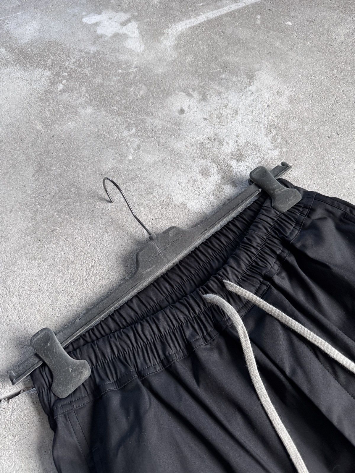 Rick Owens Rick Owens Cargo Shorts Size US 30 / EU 46 - 4 Thumbnail