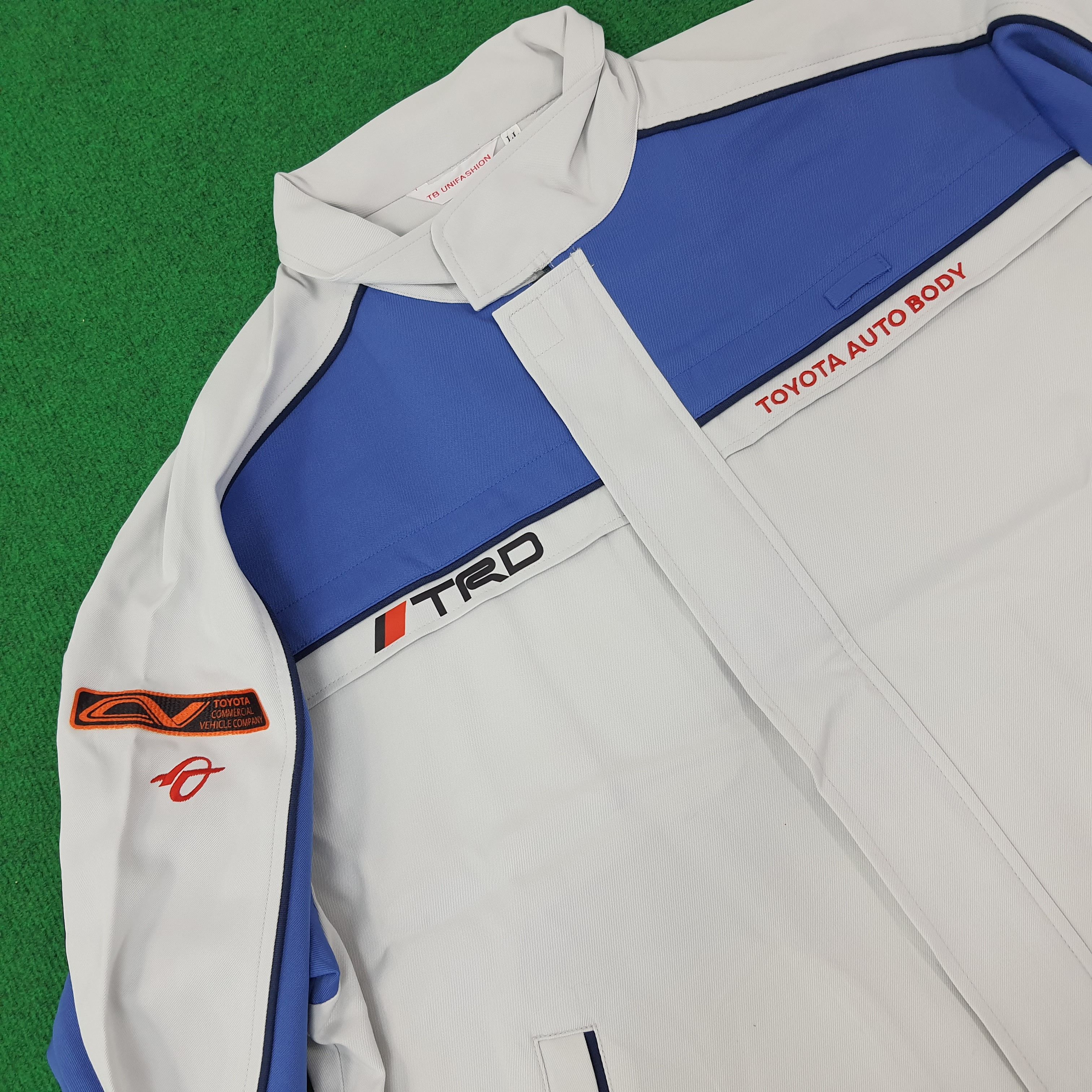 Japanese Brand Vintage TRD Toyota Motorsports Racing Jacket C246N2 Size US XL / EU 56 / 4 - 3 Thumbnail