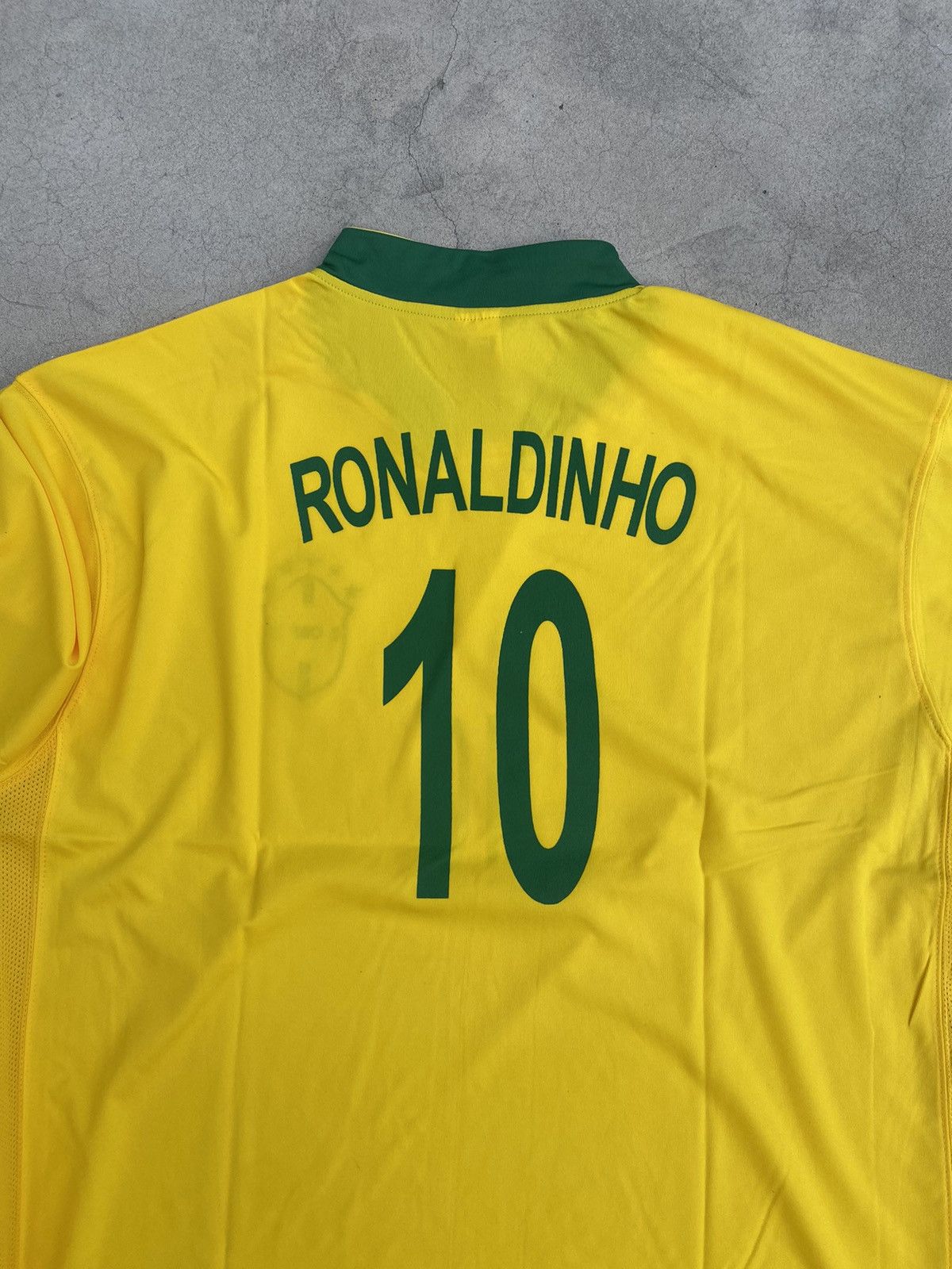 Vintage Blokecore Vintage Brazil #10 RONALDINHO Soccer Jersey Size US XXL / EU 58 / 5 - 6 Thumbnail