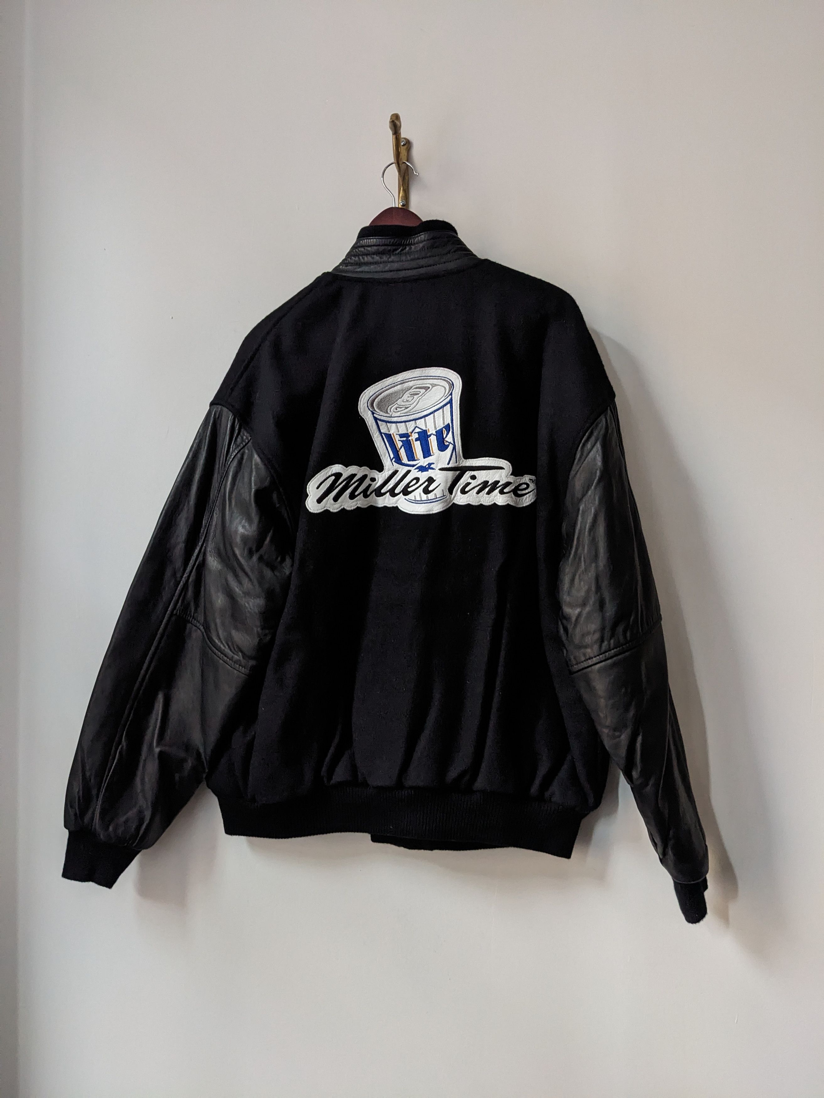 Vintage Vintage Leather Miller Beer Varsity Jacket Wool L Size US L / EU 52-54 / 3 - 1 Thumbnail