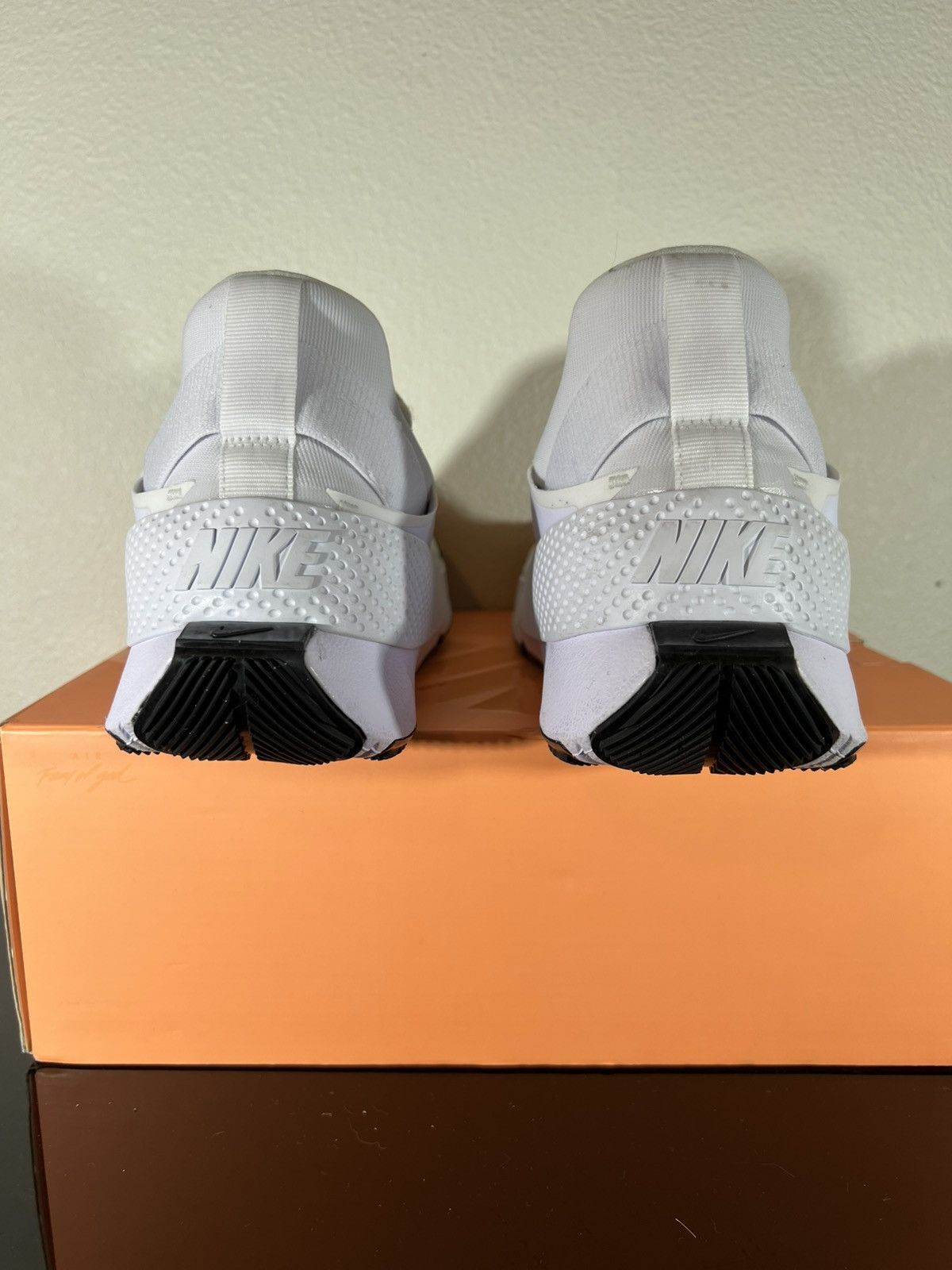 Nike Nike Go Flyease White Size US 11 / EU 44 - 3 Thumbnail