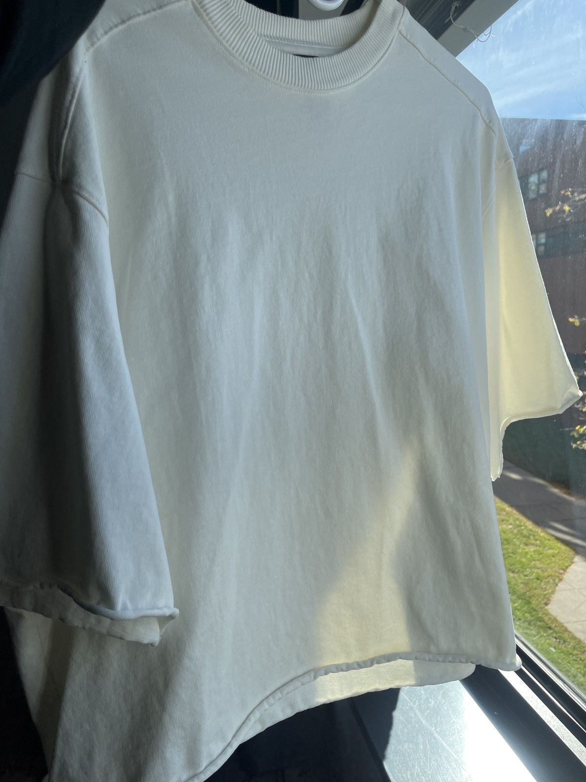 H&M cropped oversized white tee Size US L / EU 52-54 / 3 - 1 Thumbnail