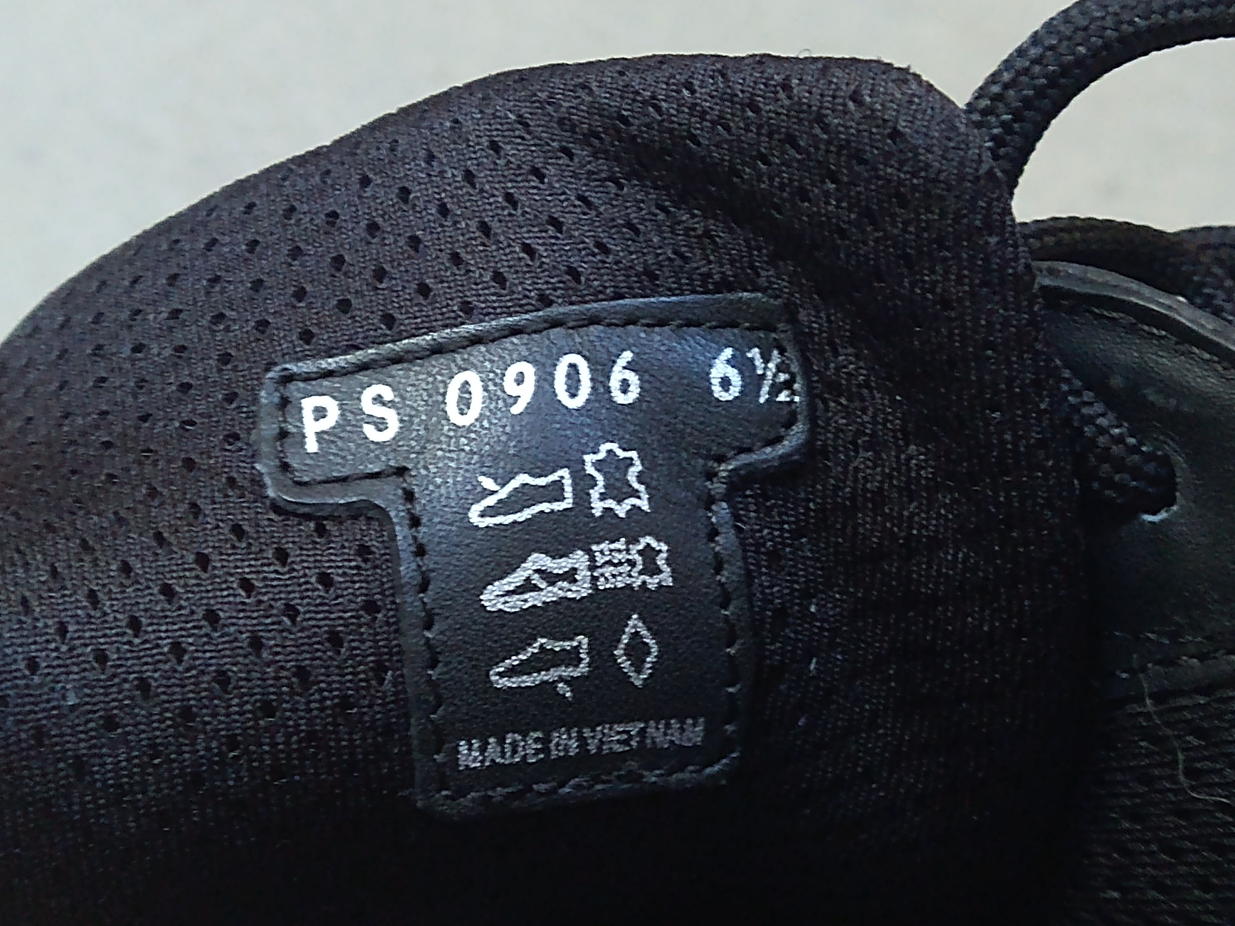 Prada Prada America's Cup Black Patent Leather Size 7.5 Red Low Size US 7.5 / EU 40-41 - 6 Thumbnail