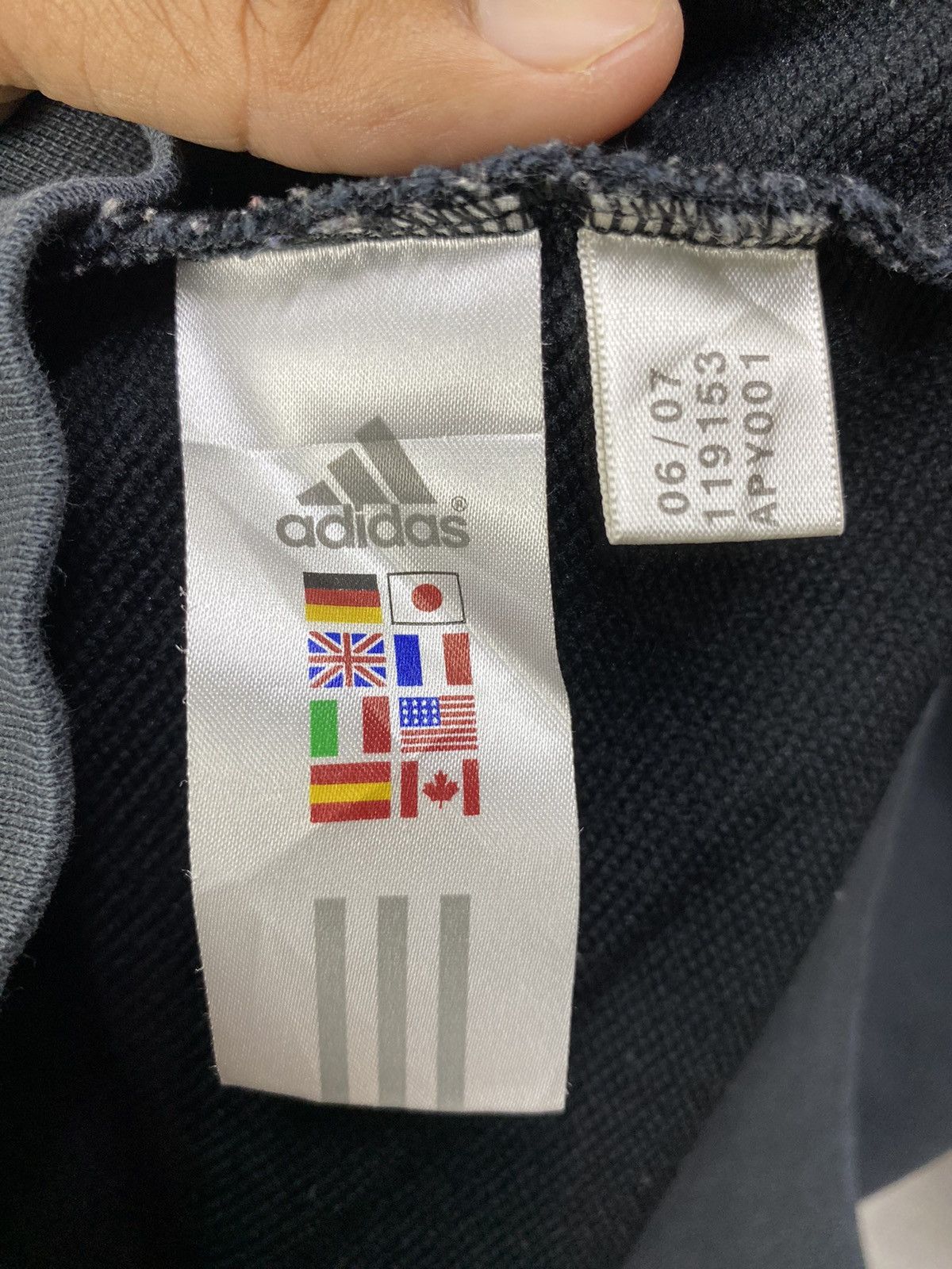 Adidas Vintage Adidas 3 Stripes Hoodie Sweater Fullzip Size S Size US S / EU 44-46 / 1 - 10 Thumbnail