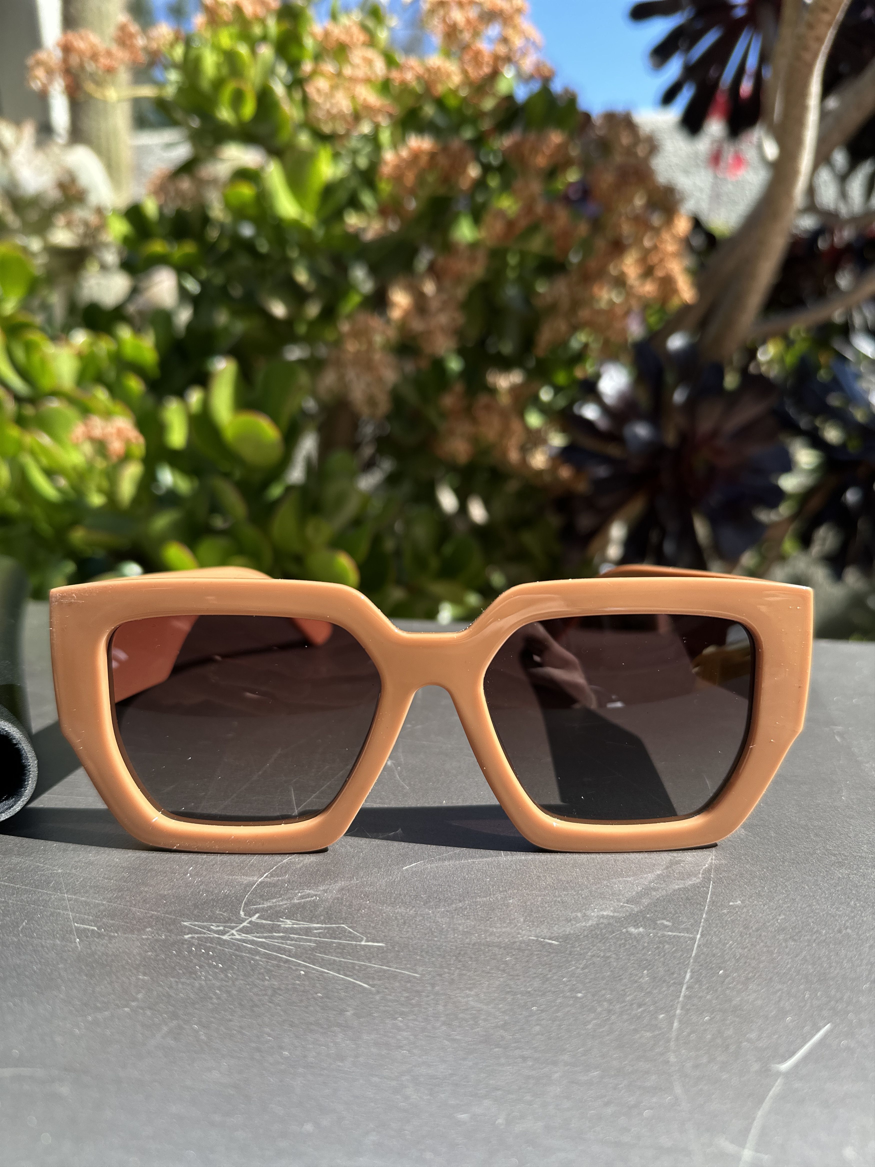 Other Circulr Blanco XL Oversized Sunglasses Size ONE SIZE - 1 Thumbnail