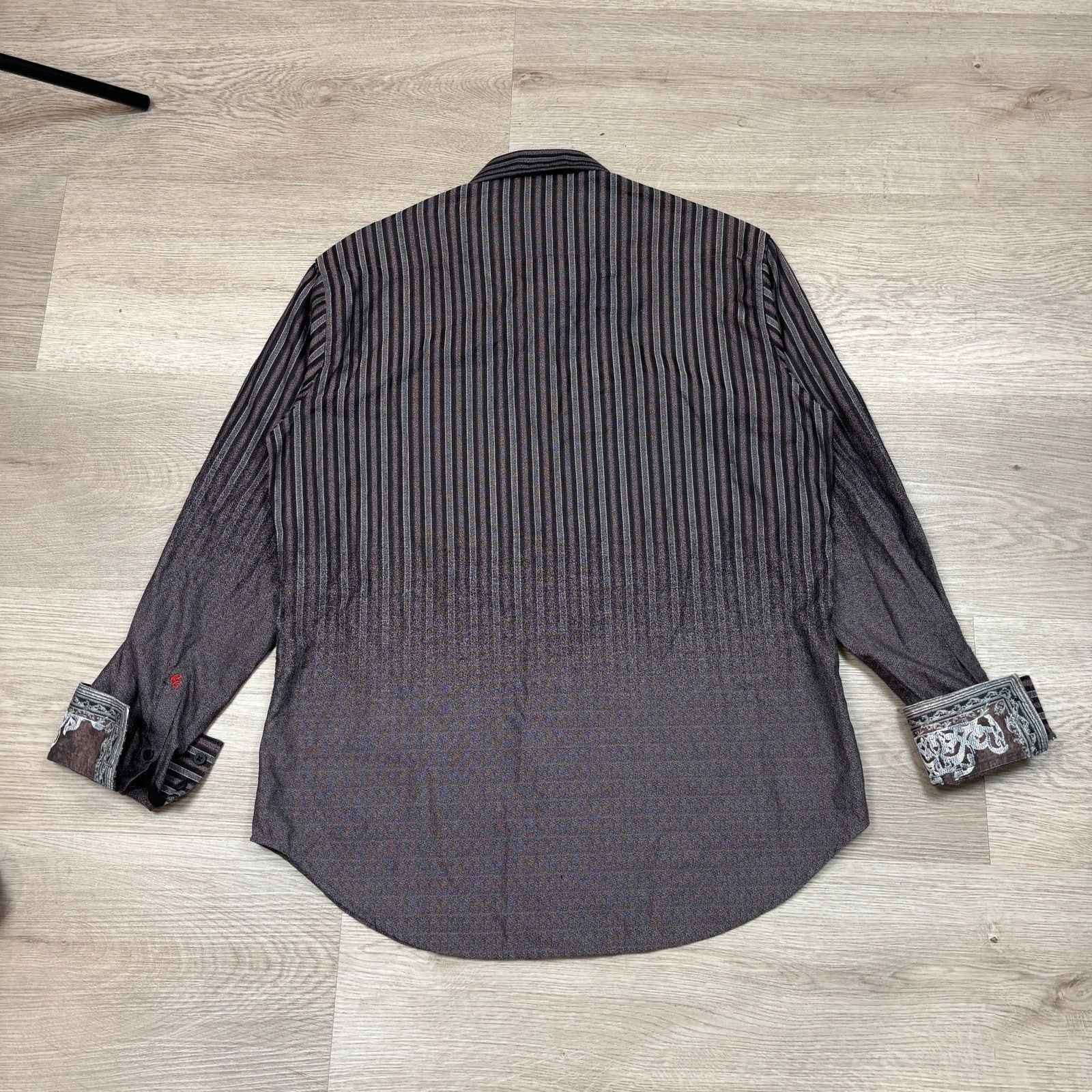 Robert Graham Robert Graham Classic Fit Gradient Flip Cuff Button Up M Size US M / EU 48-50 / 2 - 3 Thumbnail