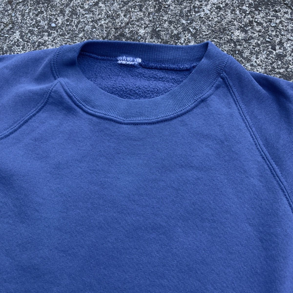 Vintage Vintage 80s Blue Raglan Crewneck Size US M / EU 48-50 / 2 - 2 Thumbnail