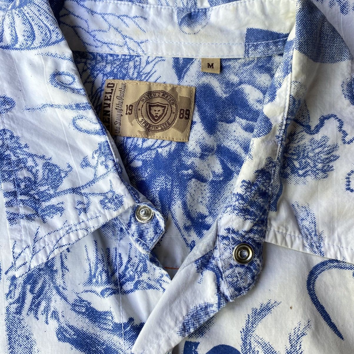 Japanese Brand KENVELO White Short Sleeve Shirt Blue Graphic Size US M / EU 48-50 / 2 - 15 Thumbnail