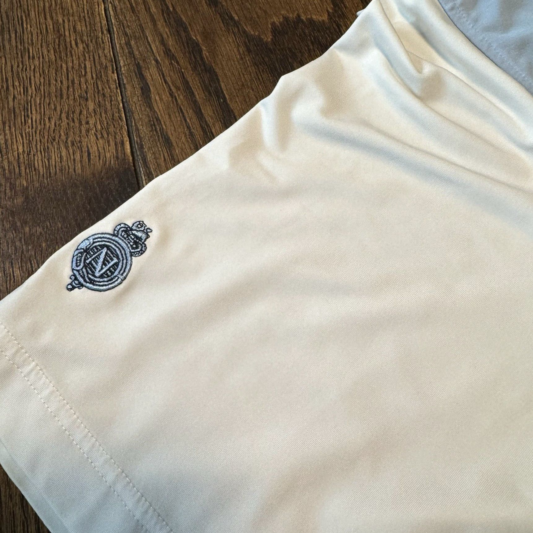 Footjoy FOOTJOY Men's Large Golf Polo Shirt White Nevillewood Club Polo Shirt Golf Footjoy Mens Large White Nevillewood Club Classic Golf Polo Shirt Size US L / EU 52-54 / 3 - 2 Thumbnail