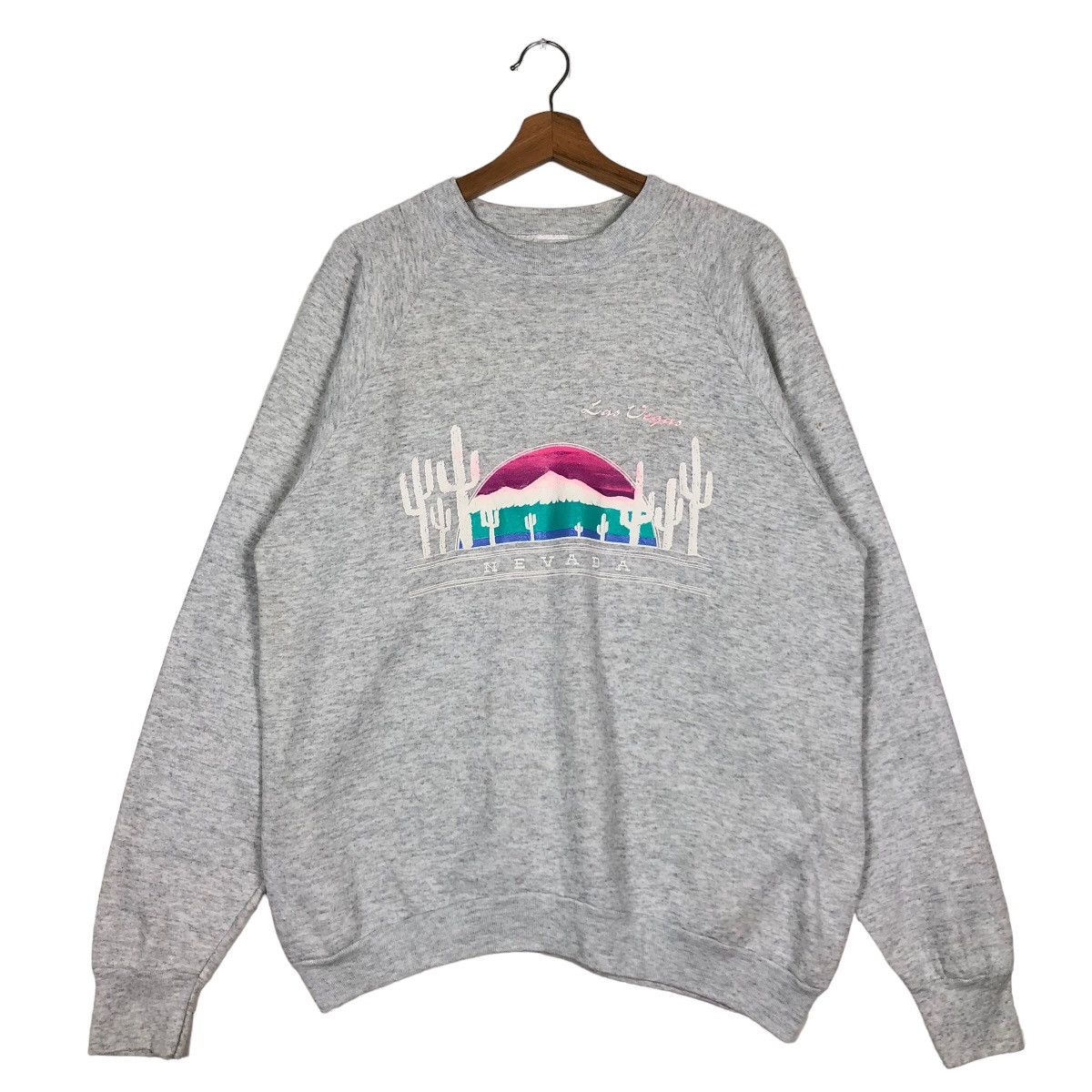 Vintage 🔥90’s Vintage Crewneck Sweatshirt Revada Los Vegas Hawaii Size US XL / EU 56 / 4 - 2 Thumbnail