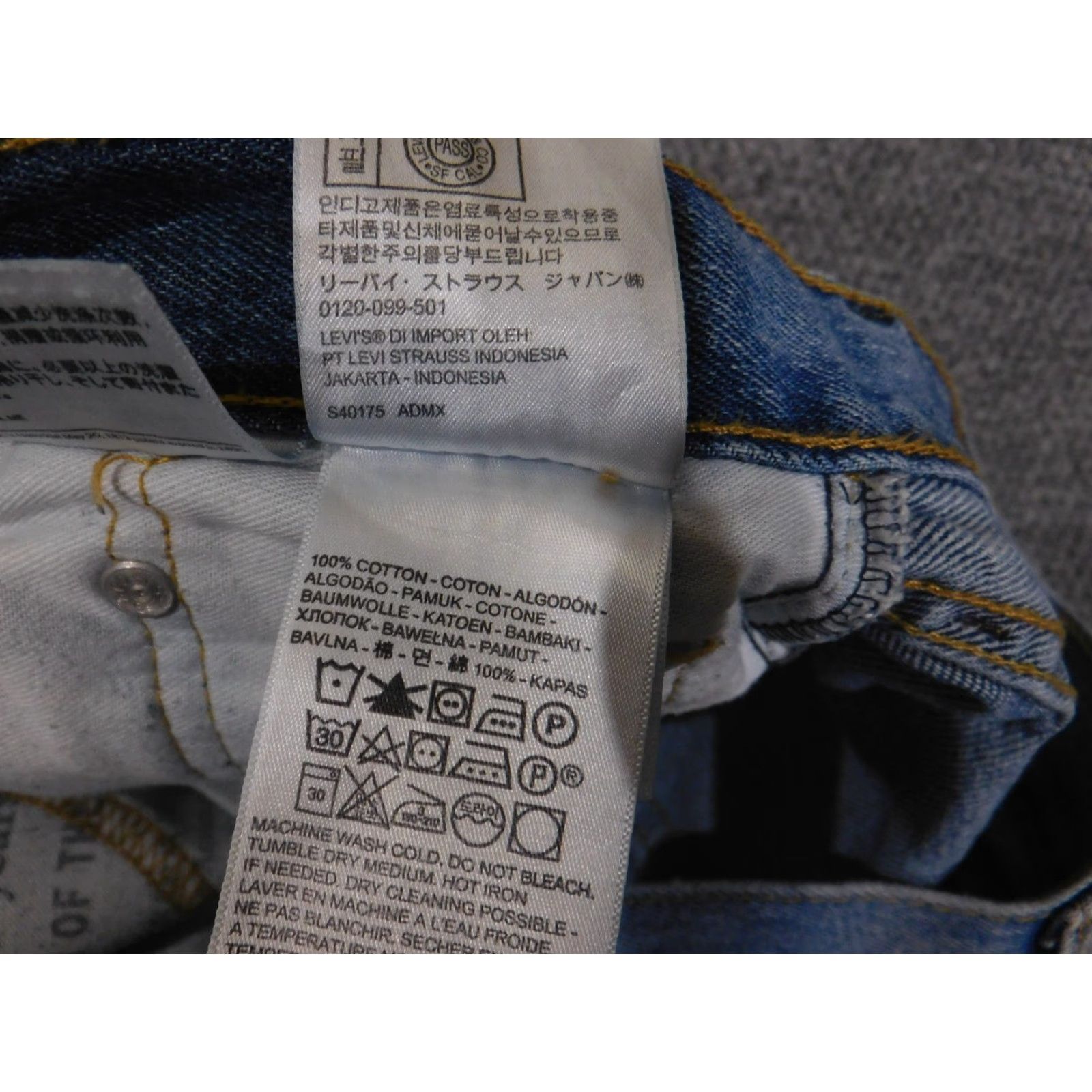 Levi's Levi's Jeans 505 Mens 29x32 Blue Denim Distressed Straight Leg Button Fly Raw Hem Vintage? No — Actually Vintage: No Size US 29 - 4 Thumbnail