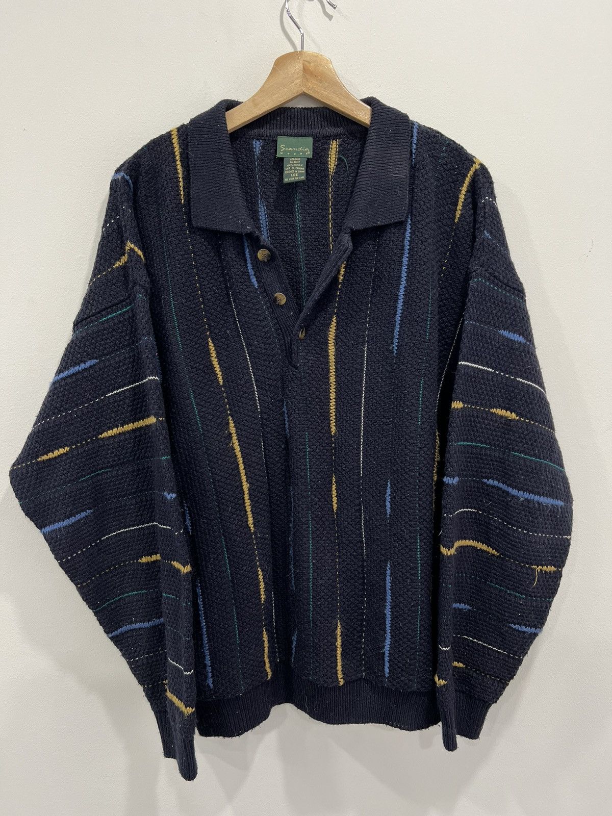 Vintage Vintage 3D Knit Cardigan sweater coogi Size US L / EU 52-54 / 3 - 1 Thumbnail