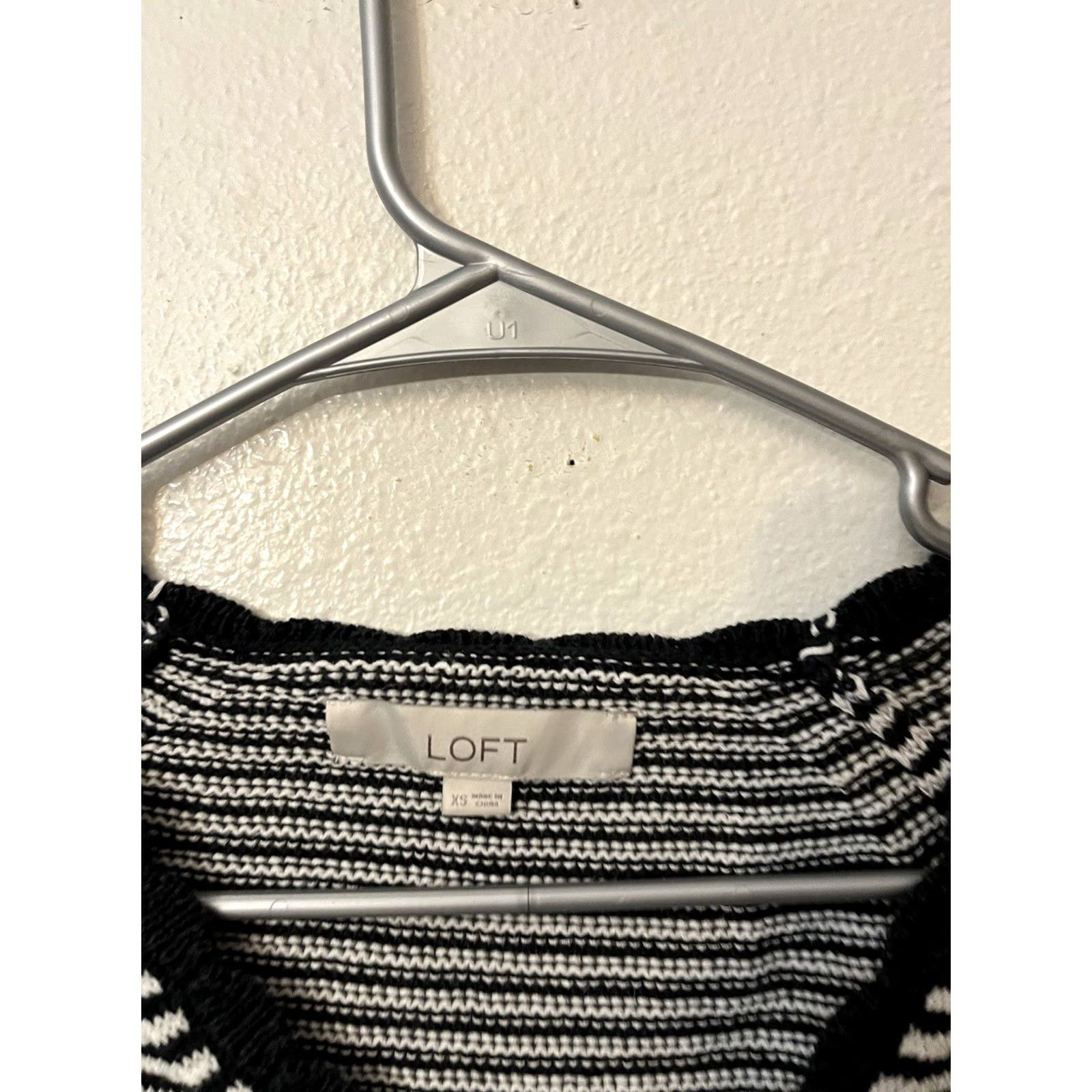 Loft LOFT Womens Sweater XS Black Striped Knit V Neck Pullover Classic Casual Cardigan? Size XS / US 0-2 / IT 36-38 - 3 Thumbnail