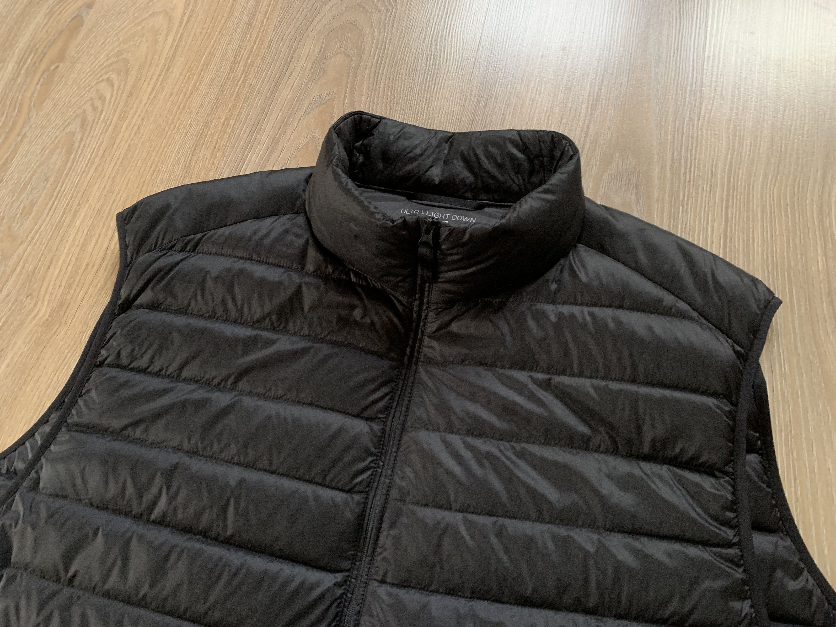 Uniqlo Uniqlo Ultra Light Black Down Vest Size US XXL / EU 58 / 5 - 4 Thumbnail