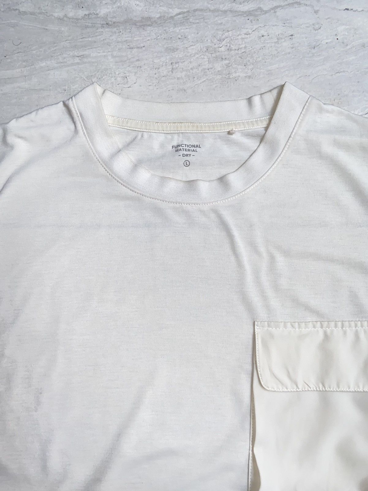 GU GU White T-Shirt Size US L / EU 52-54 / 3 - 4 Thumbnail