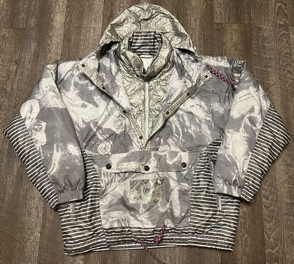 Vintage Vintage Luhta Made in Finland Astronaut Snow Puffer Jacket Size US XL / EU 56 / 4 - 1 Thumbnail