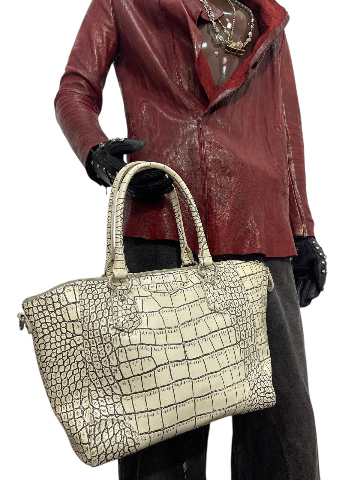 Genuine Leather Albino Crocodile Embossed Moda Principe Tote Bag 2🟩2 Size ONE SIZE - 1 Thumbnail