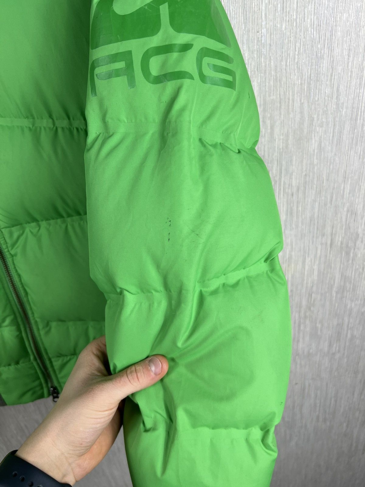 Nike ACG Vintage Nike ACG neon green y2k puffer goose down jacket Size US M / EU 48-50 / 2 - 13 Thumbnail