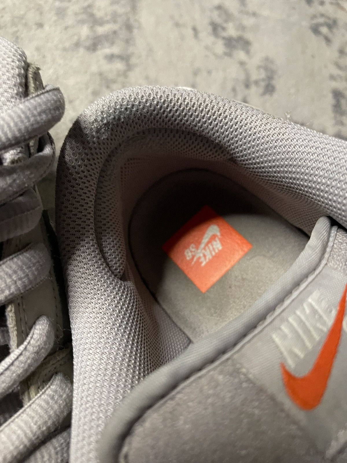 Nike SB Nike SB Wolf Grey Gum Suede Low Tops Size US 10 / EU 43 - 11 Thumbnail