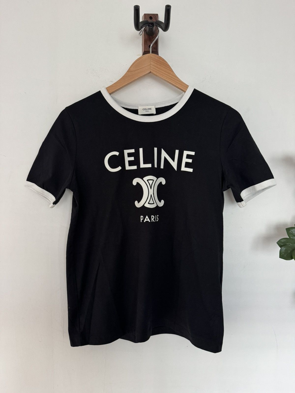 Logo Ringer T Triomphe