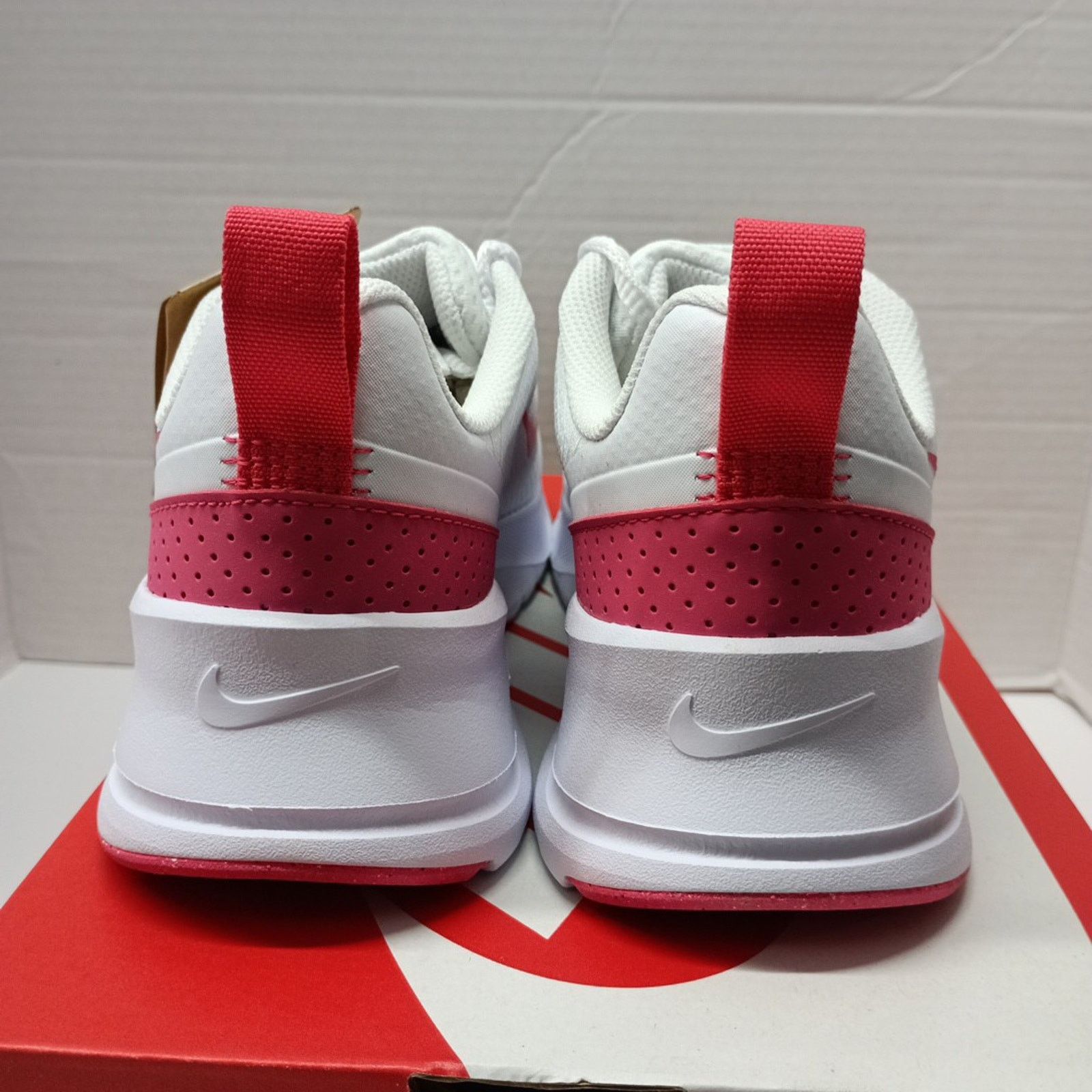Nike Nike Air Max Nuaxis Women's Size 8 White Easter Pink HF1233 Size US 8 / IT 38 - 4 Thumbnail