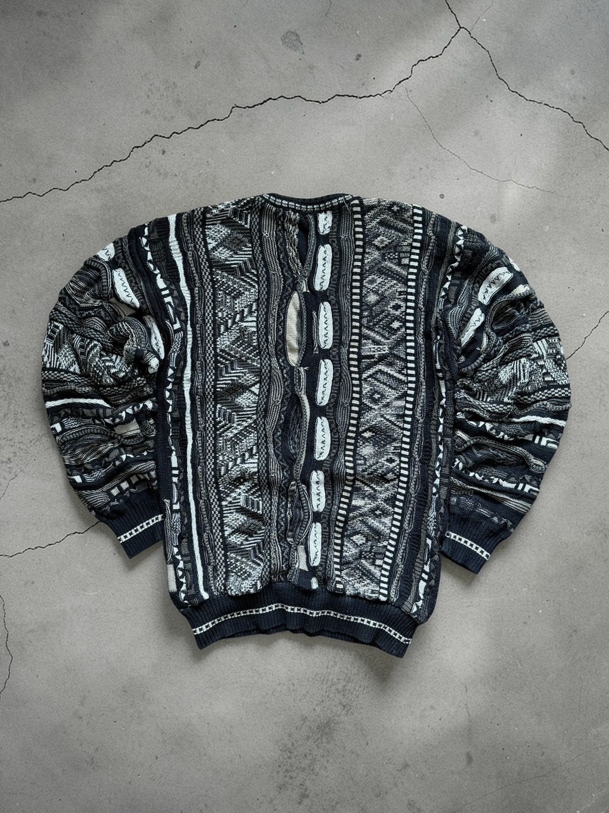 Coogi Coogi 3D knitted cotton sweater Size US L / EU 52-54 / 3 - 5 Thumbnail