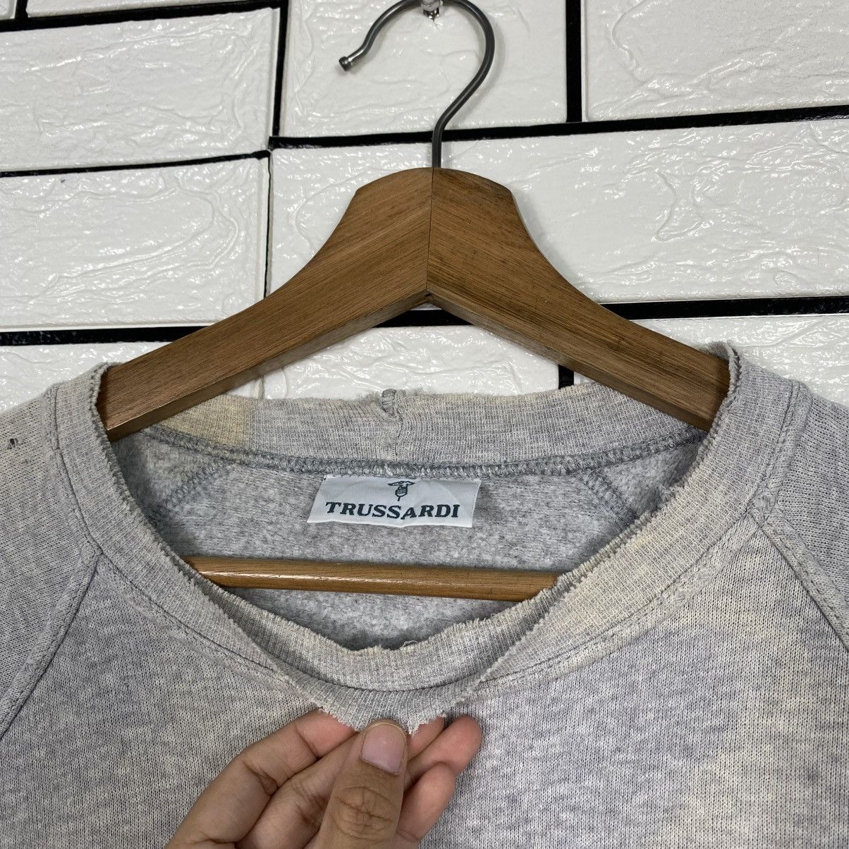Vintage 📌Distressed Design Sweatshirt Trussardi Big Logo Size US M / EU 48-50 / 2 - 12 Thumbnail