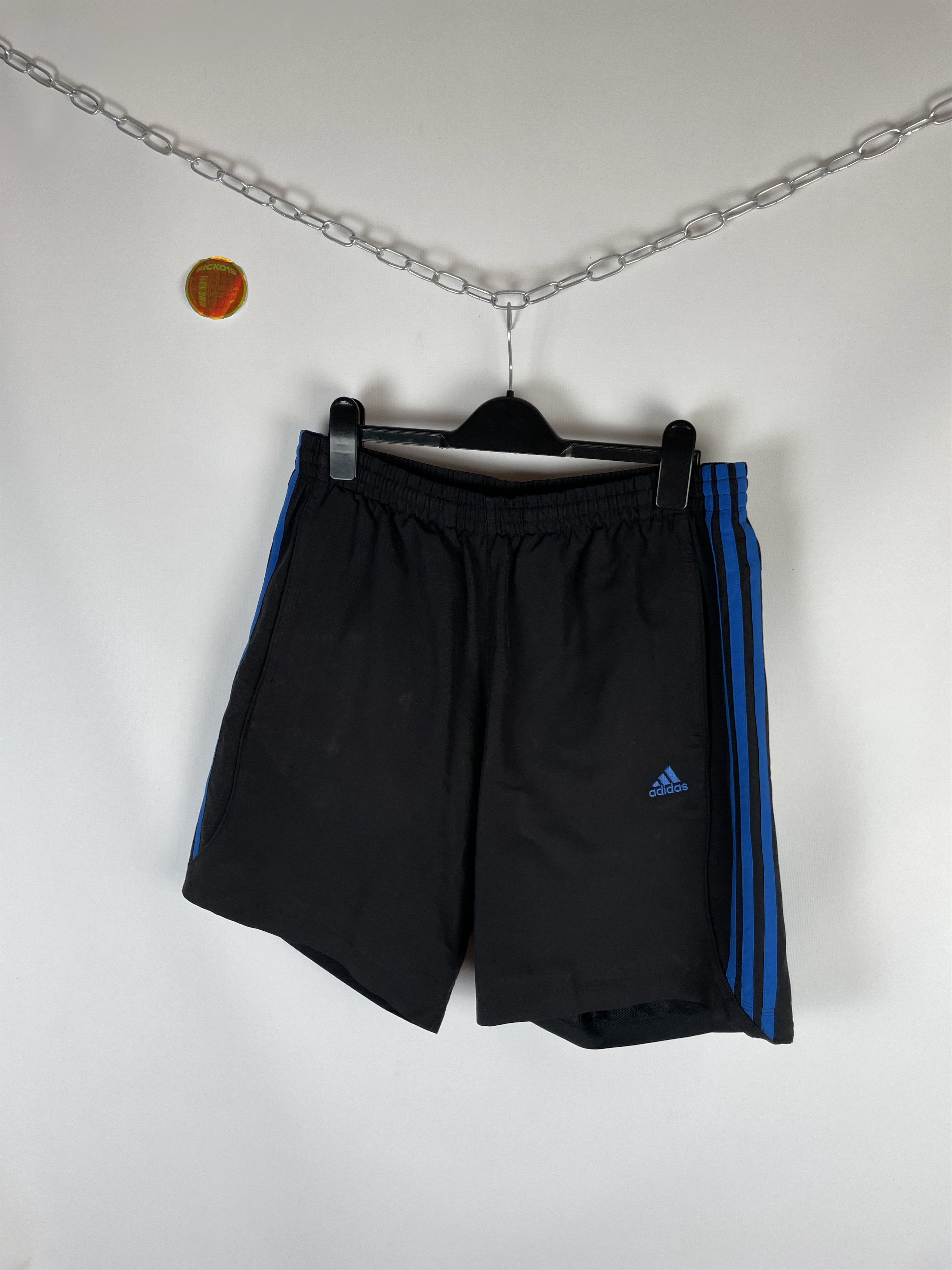 Adidas Vintage Adidas Shorts Y2k Size US 32 / EU 48 - 3 Thumbnail