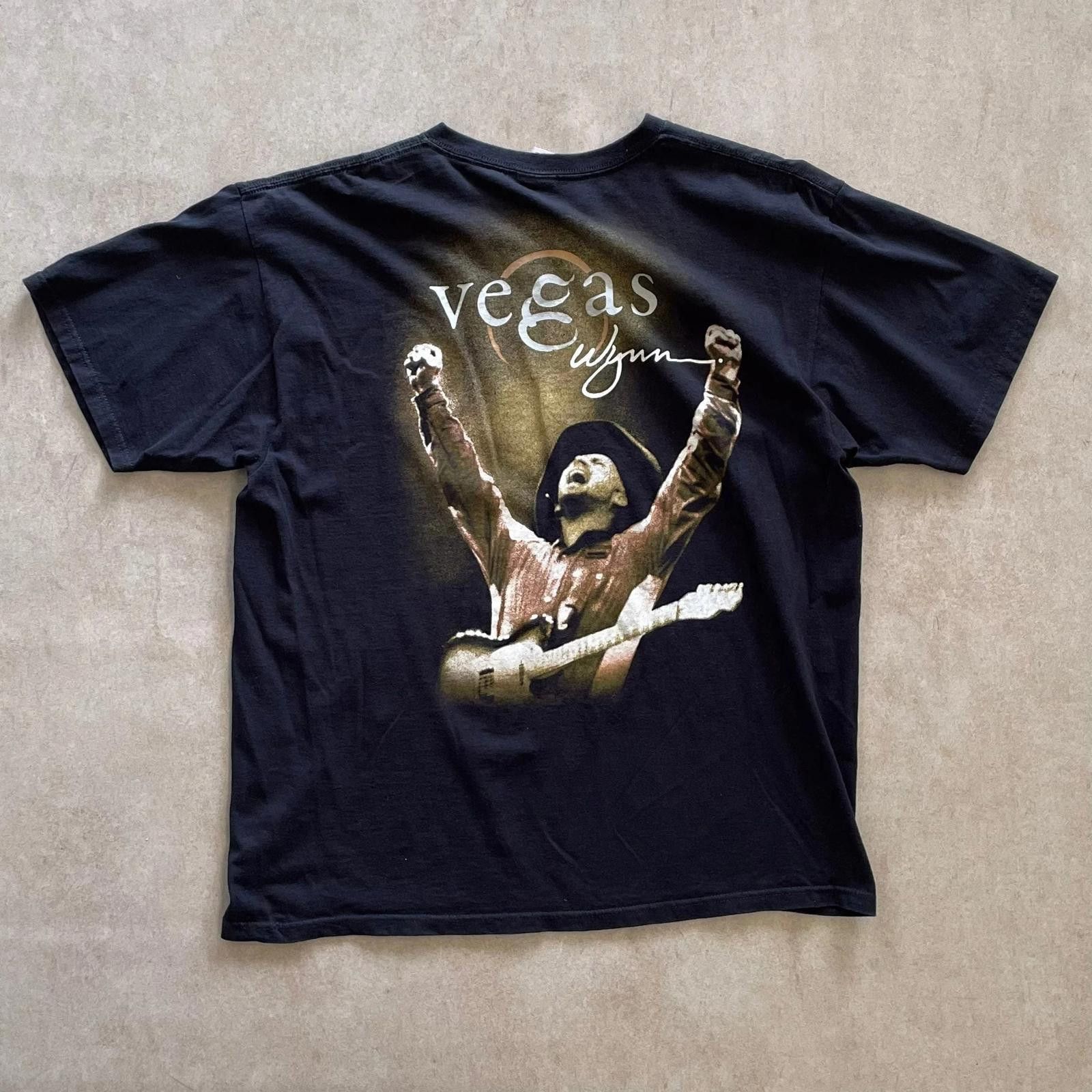 Designer Anvil Garth Brooks Las Vegas Wynn Hotel T-Shirt - XL Size ONE SIZE - 1 Thumbnail