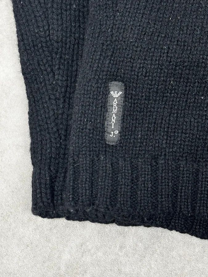 Armani 2000s Armani Black Wool Buttoned Cardigan Sweater Size US M / EU 48-50 / 2 - 9 Thumbnail