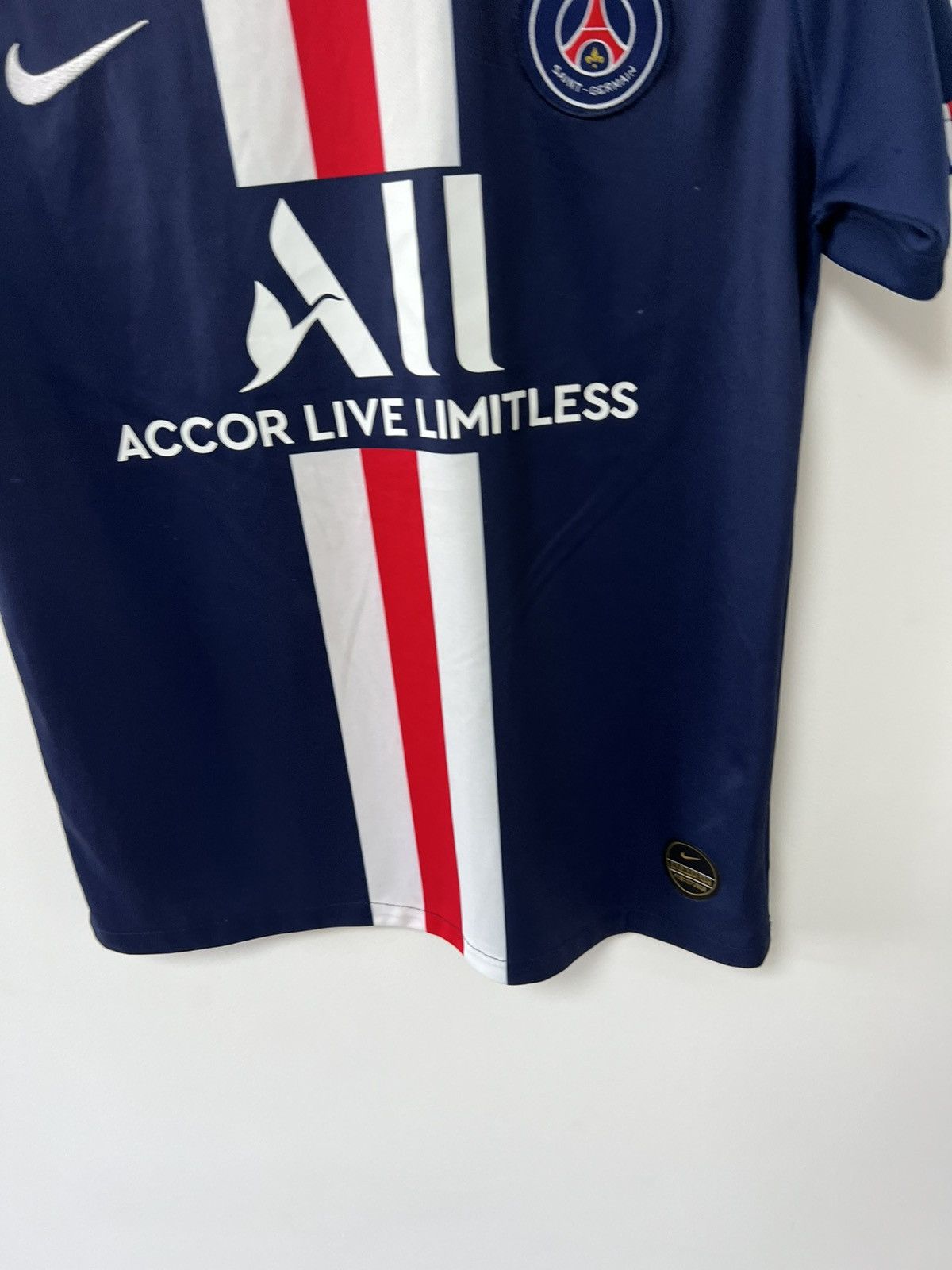 Nike PSG 2019/20 Home Jersey Mbappe #7 Football Shirt Nike M Size US M / EU 48-50 / 2 - 17 Thumbnail