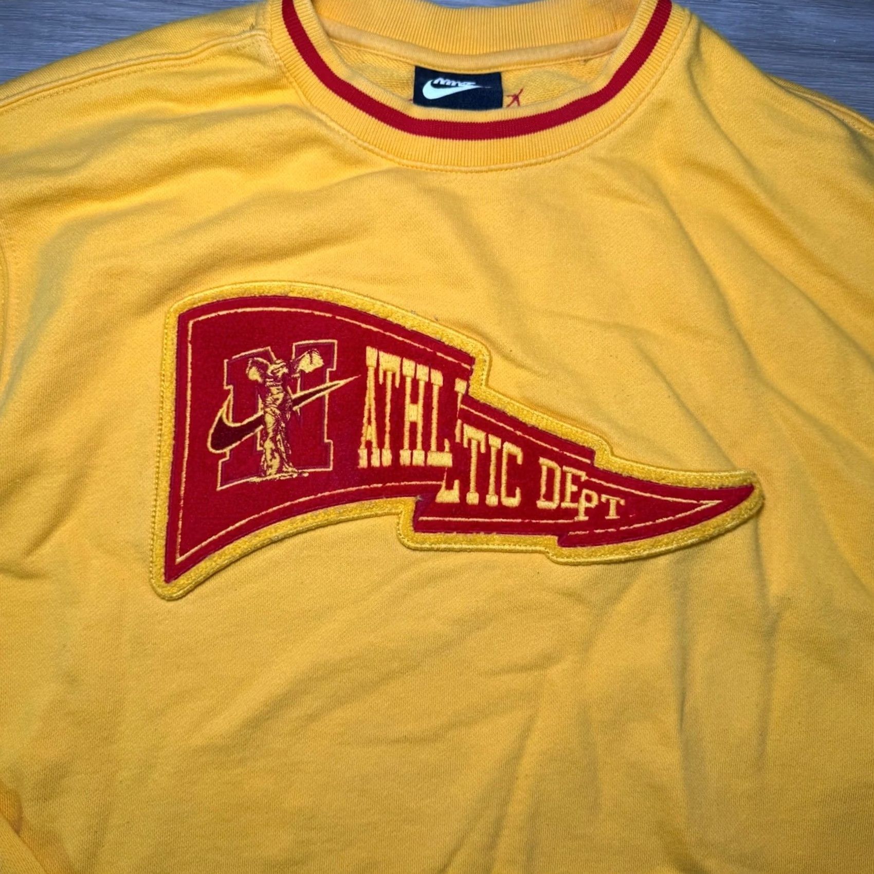 Nike Nike Athletic Dept Sweatshirt Crewneck Yellow Red Mens L Size US L / EU 52-54 / 3 - 3 Thumbnail