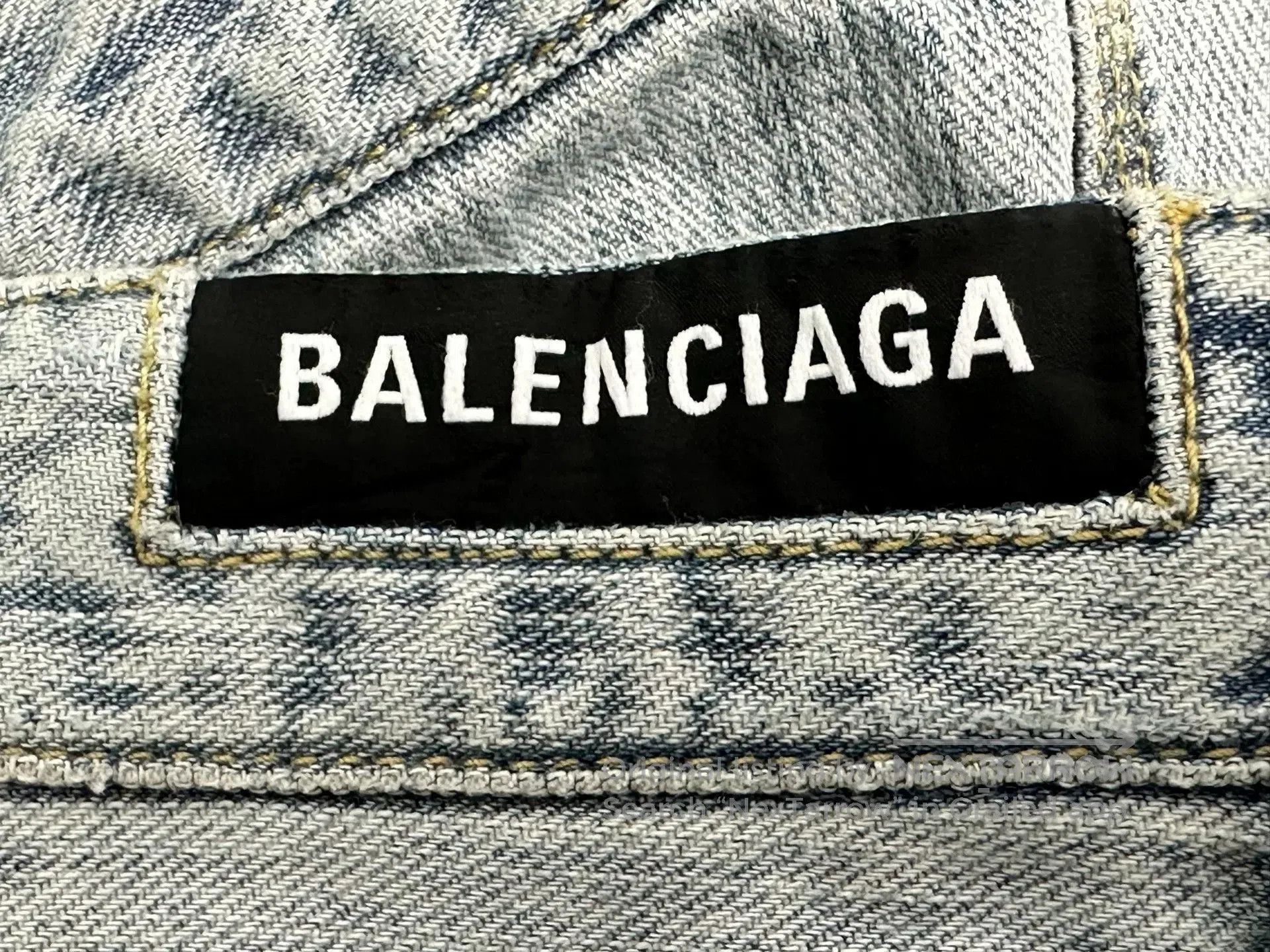 Balenciaga Balenciaga Distressed Loose Wide-Leg Denim Shorts. Size 31" - 3 Thumbnail
